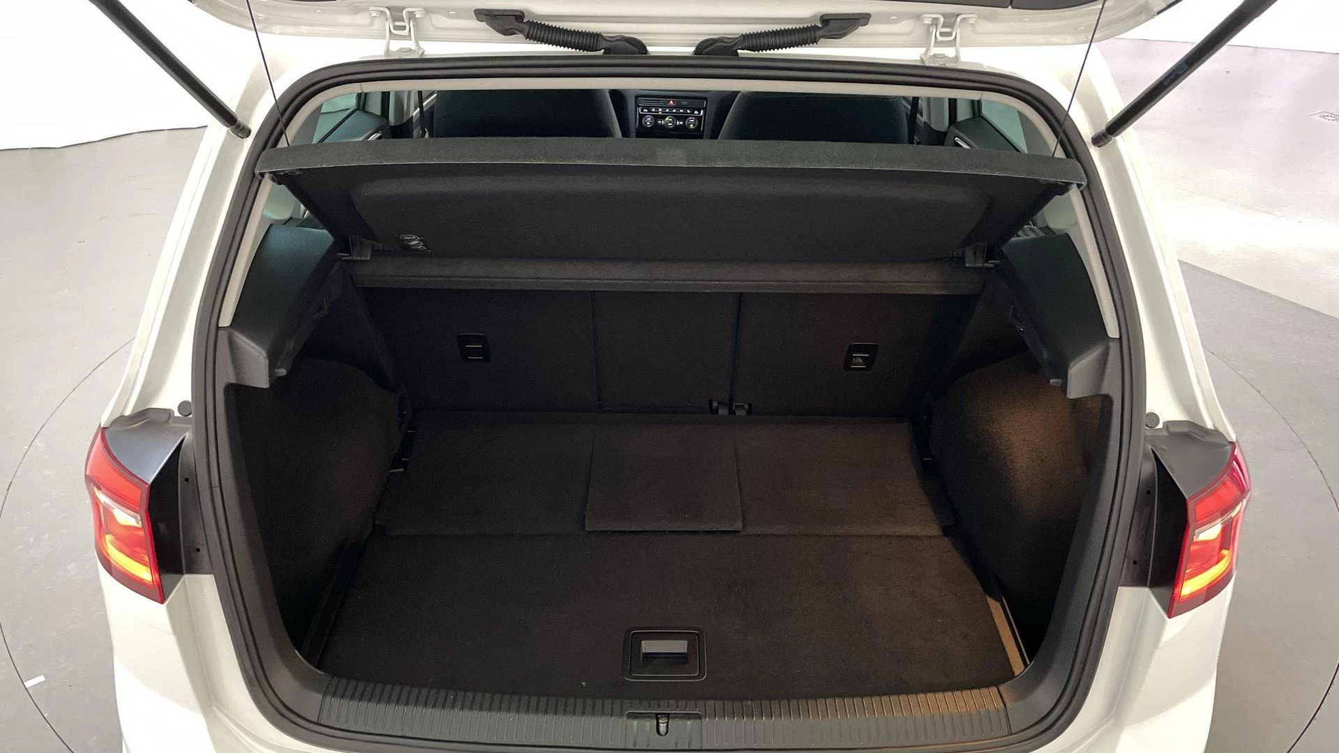 Hoofdafbeelding Volkswagen Golf Sportsvan