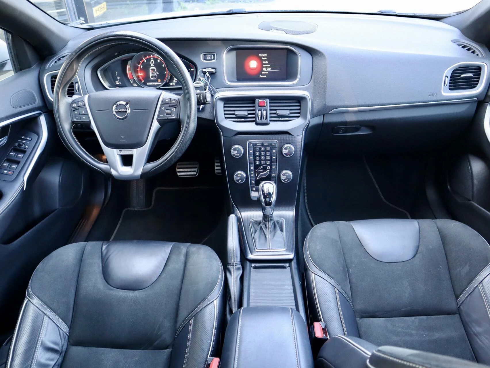 Hoofdafbeelding Volvo V40