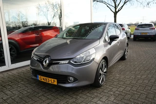Hoofdafbeelding Renault Clio Renault Clio 0.9 TCE ICONIC/ALL IN PRIJS/Navi/Stoelverwarming/Trekhaak