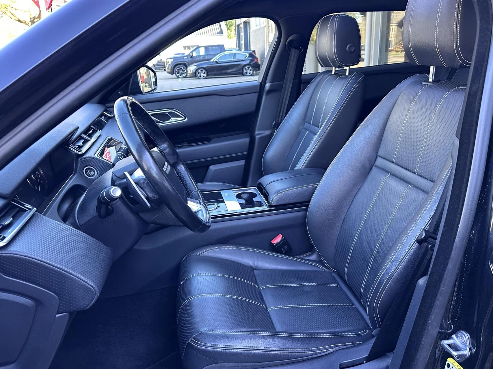 Hoofdafbeelding Land Rover Range Rover Velar