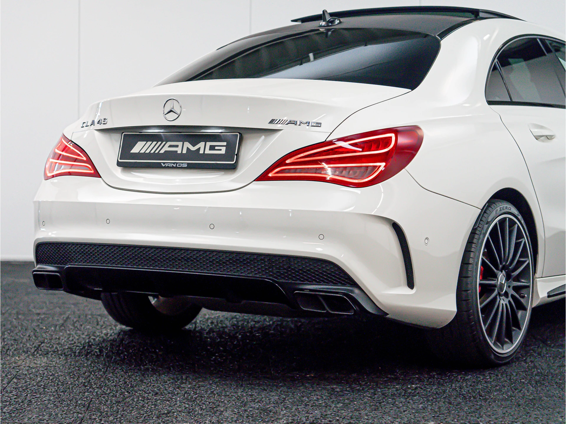 Hoofdafbeelding Mercedes-Benz CLA