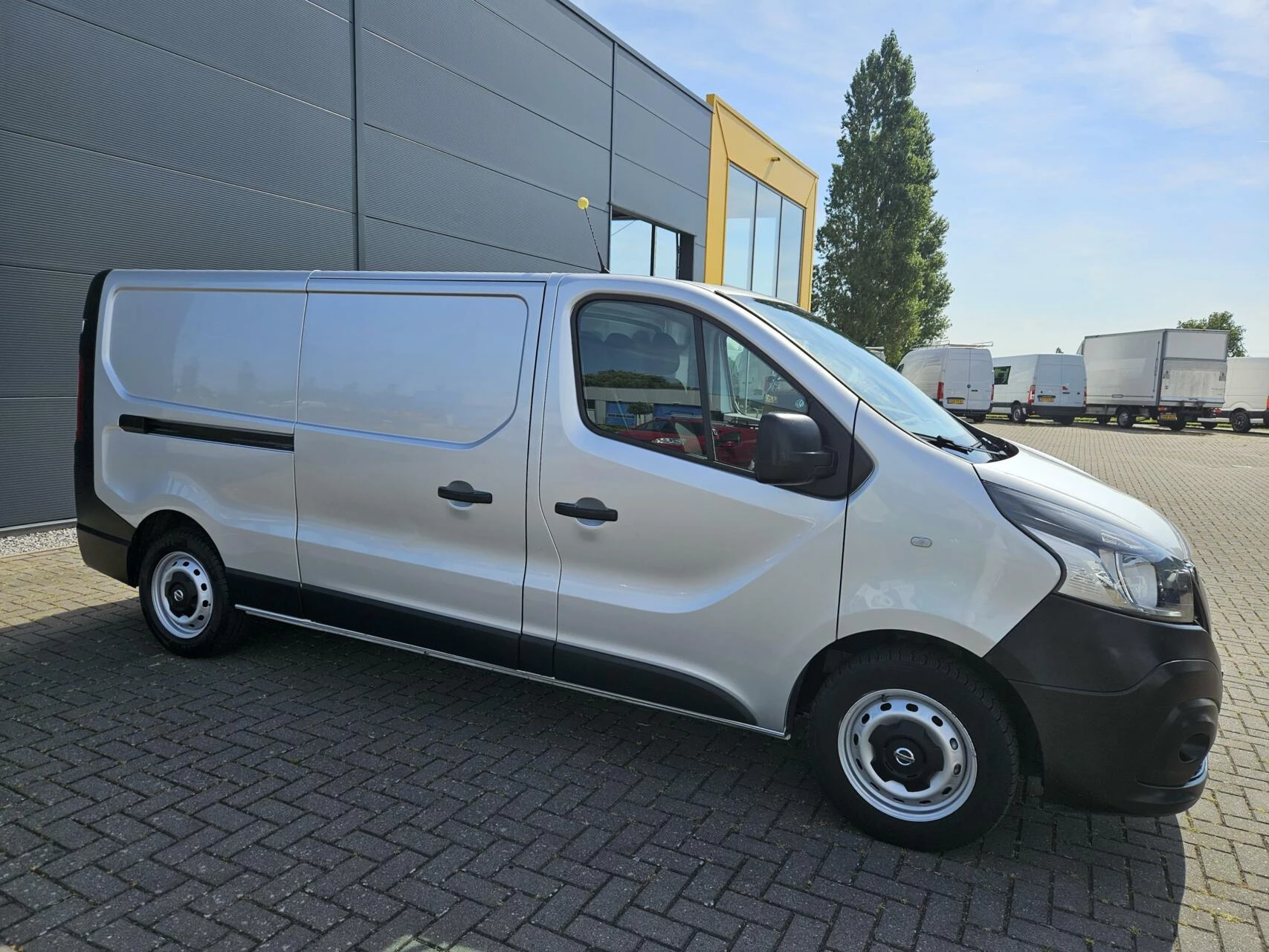 Hoofdafbeelding Nissan NV300
