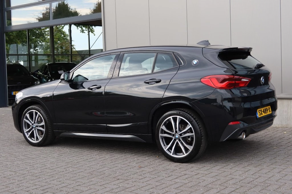 Hoofdafbeelding BMW X2