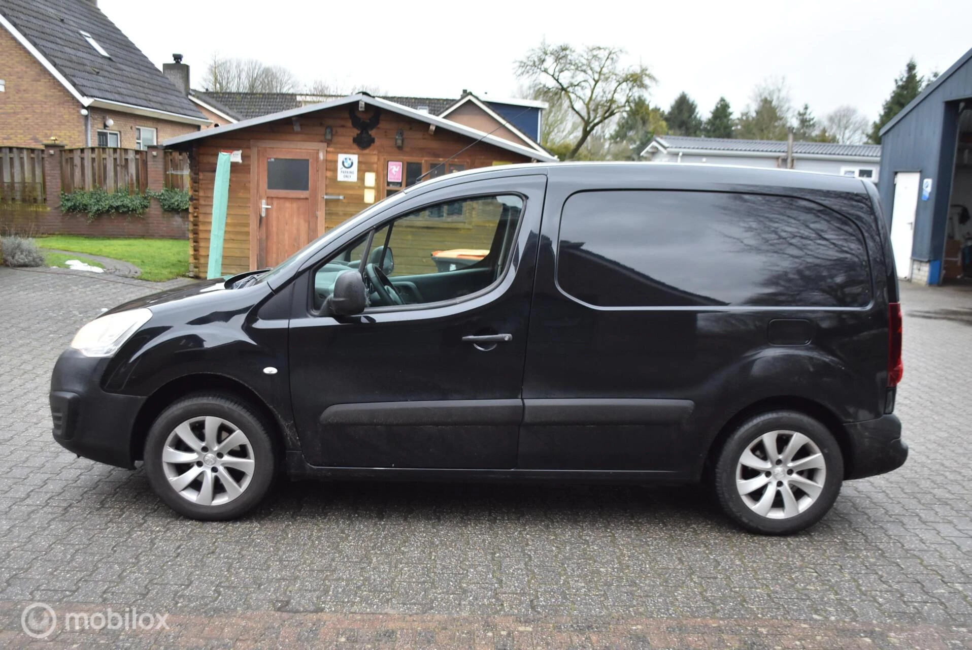 Hoofdafbeelding Peugeot Partner