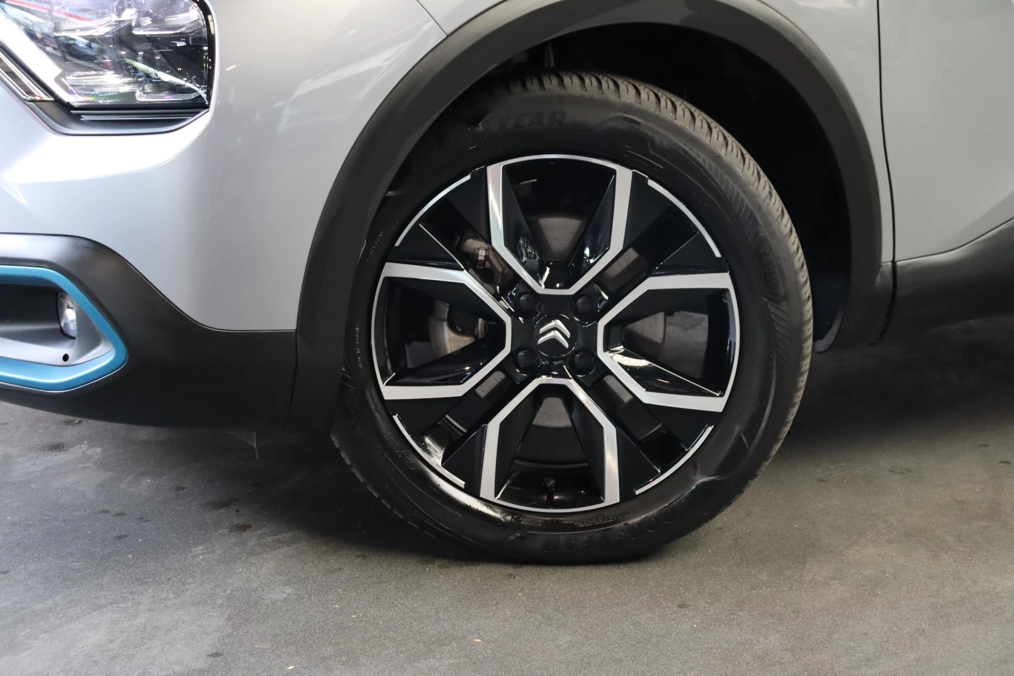 Hoofdafbeelding Citroën ë-C4 X