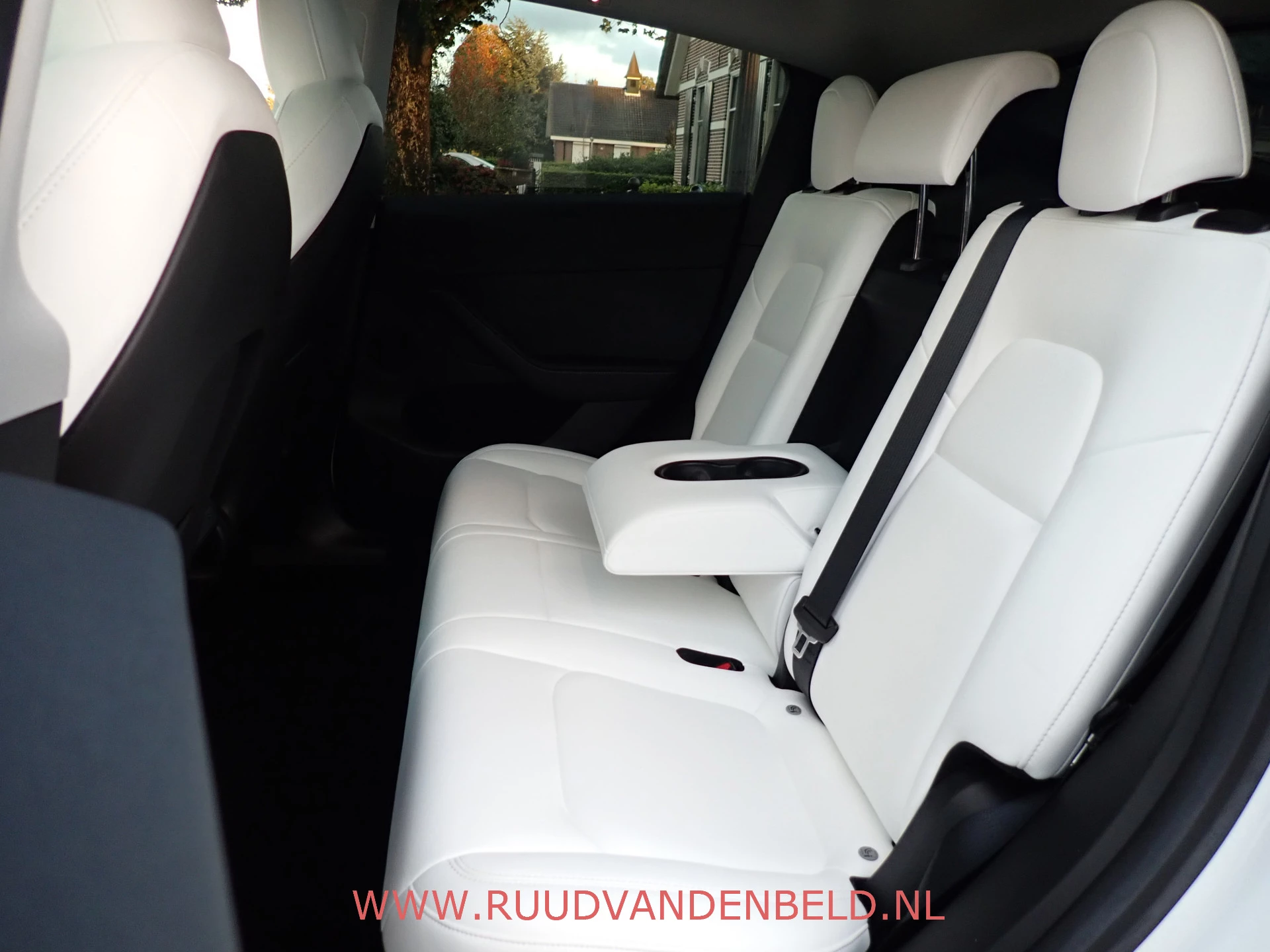 Hoofdafbeelding Tesla Model Y