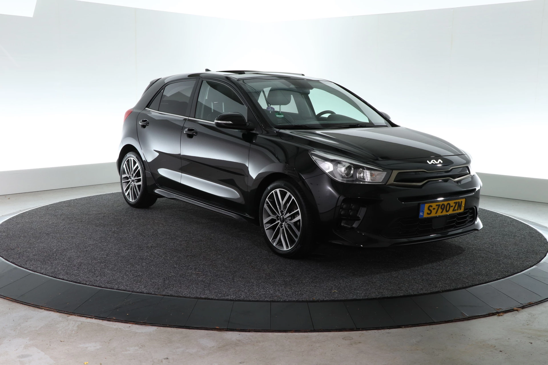 Hoofdafbeelding Kia Rio