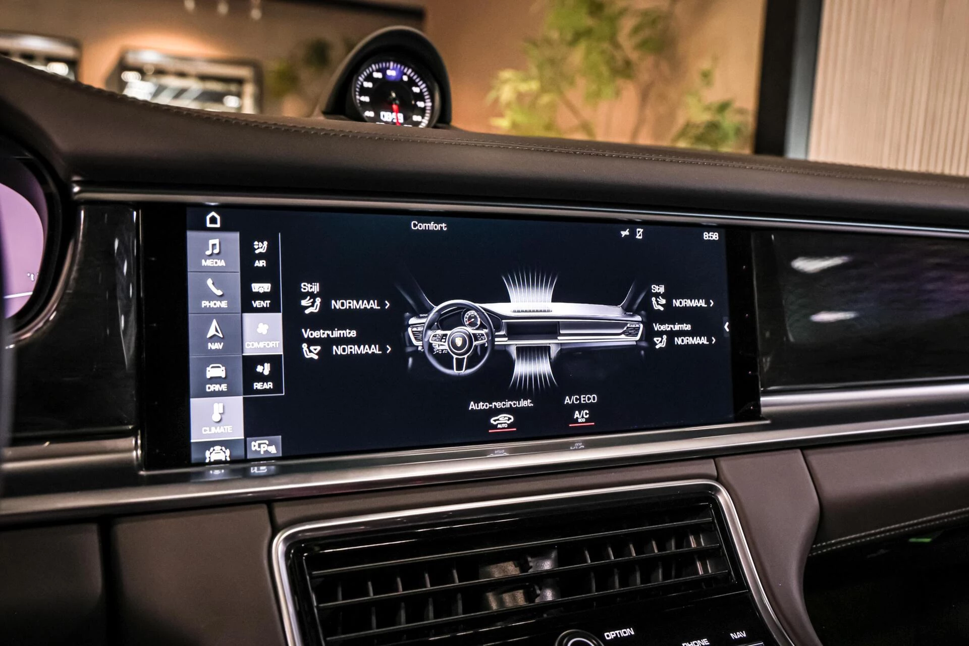 Hoofdafbeelding Porsche Panamera