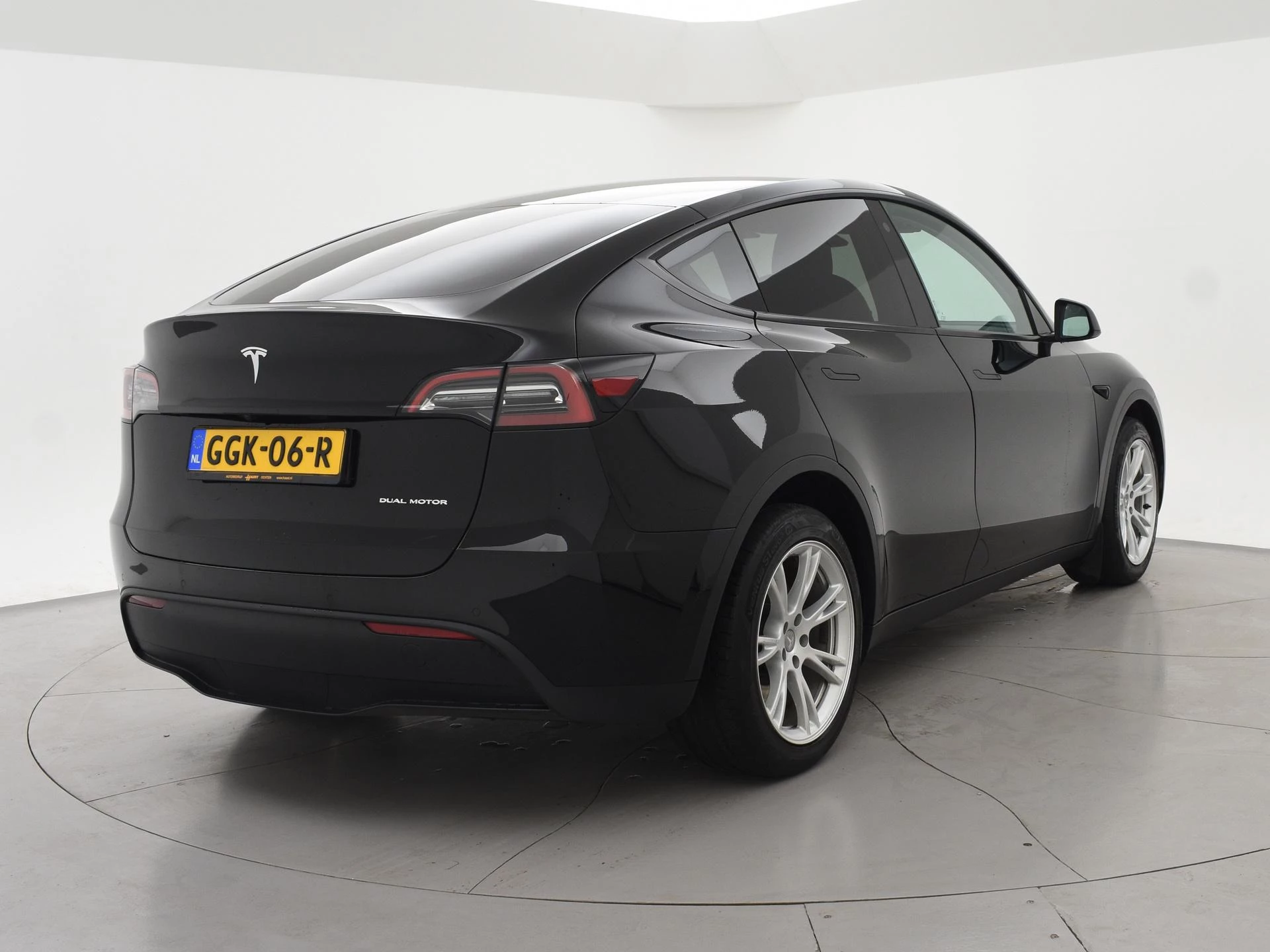 Hoofdafbeelding Tesla Model Y
