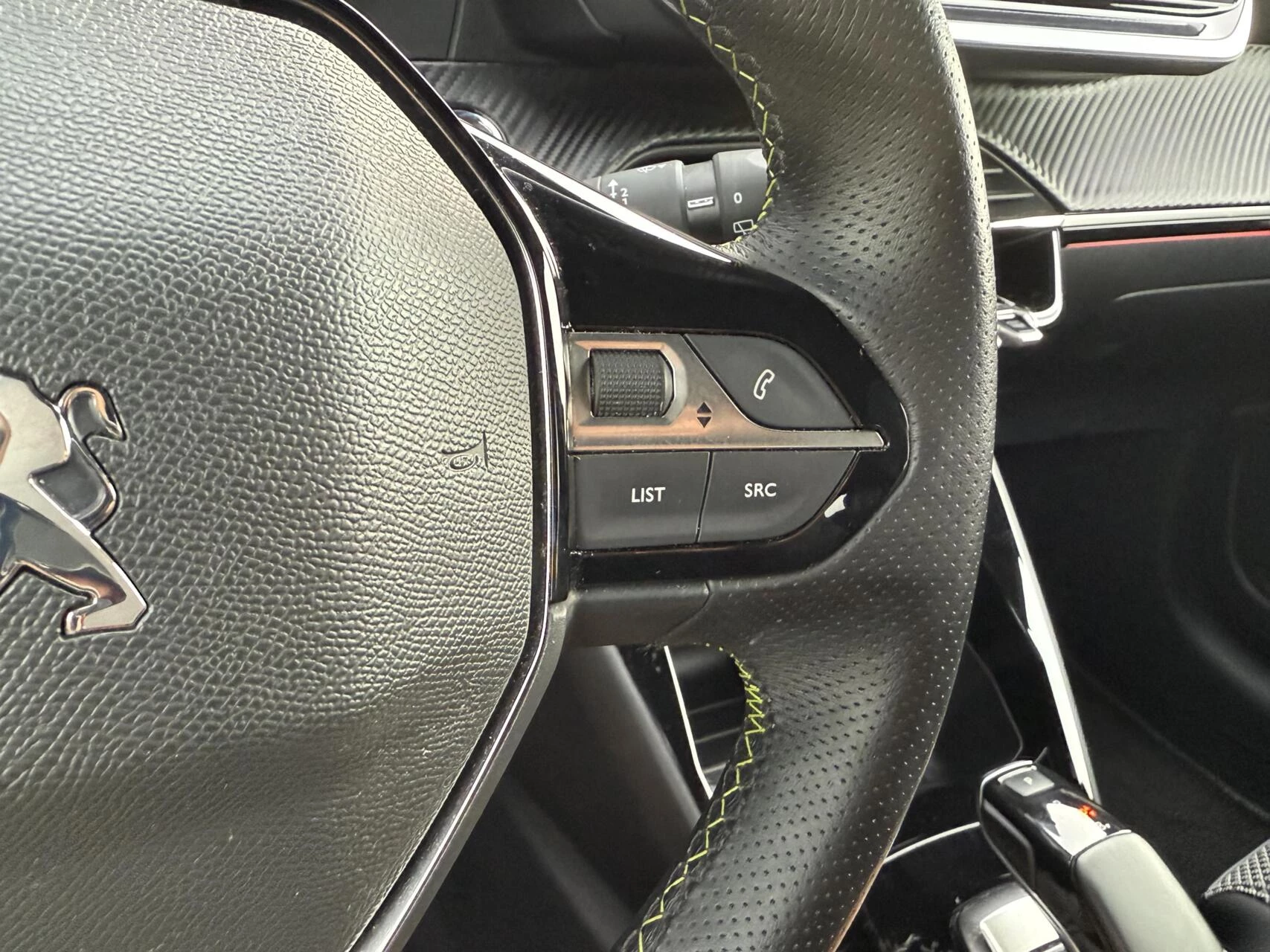 Hoofdafbeelding Peugeot e-208