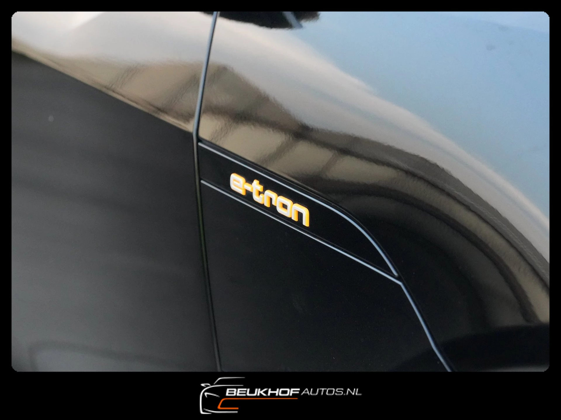 Hoofdafbeelding Audi e-tron