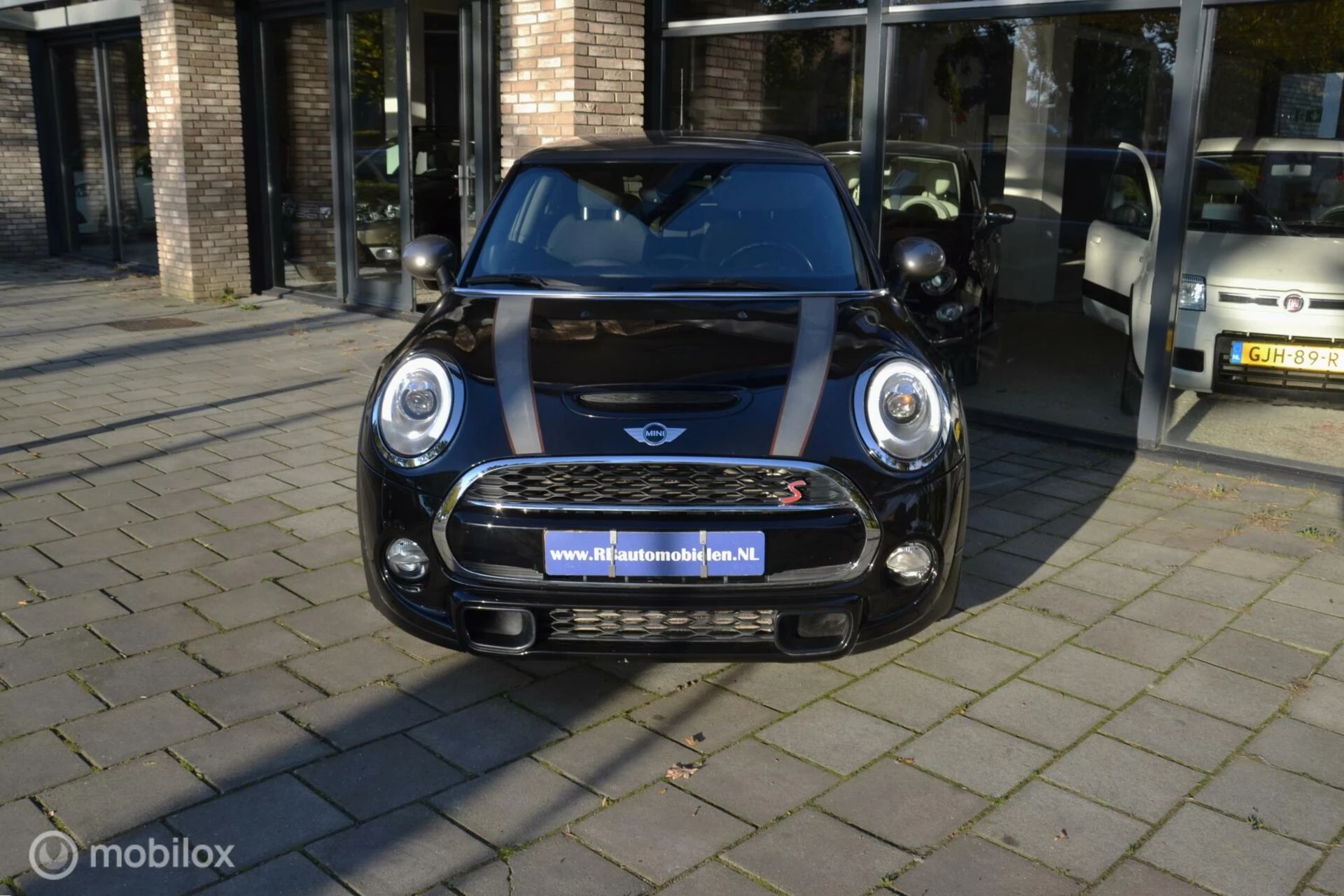 Hoofdafbeelding MINI Cooper S