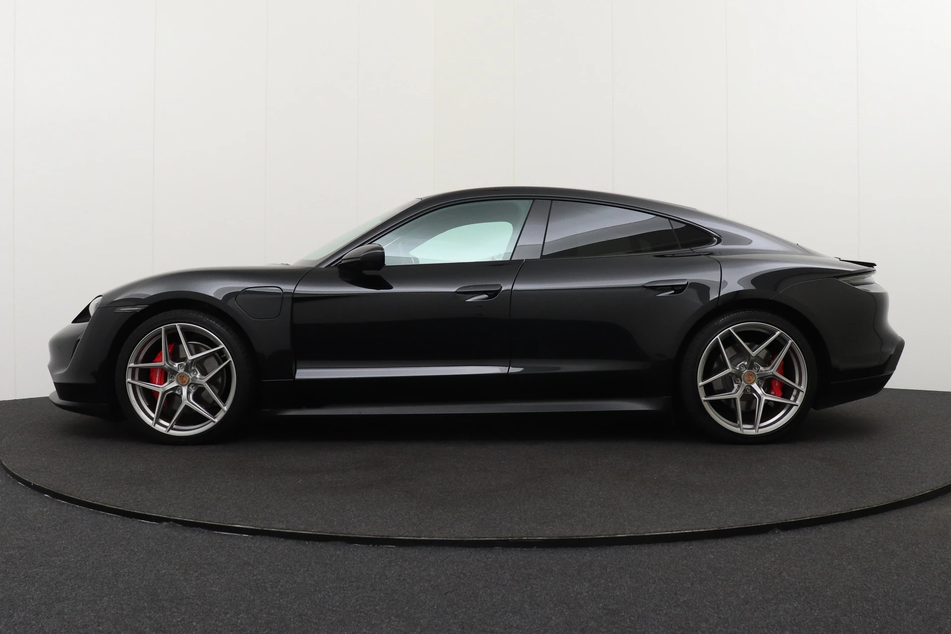 Hoofdafbeelding Porsche Taycan