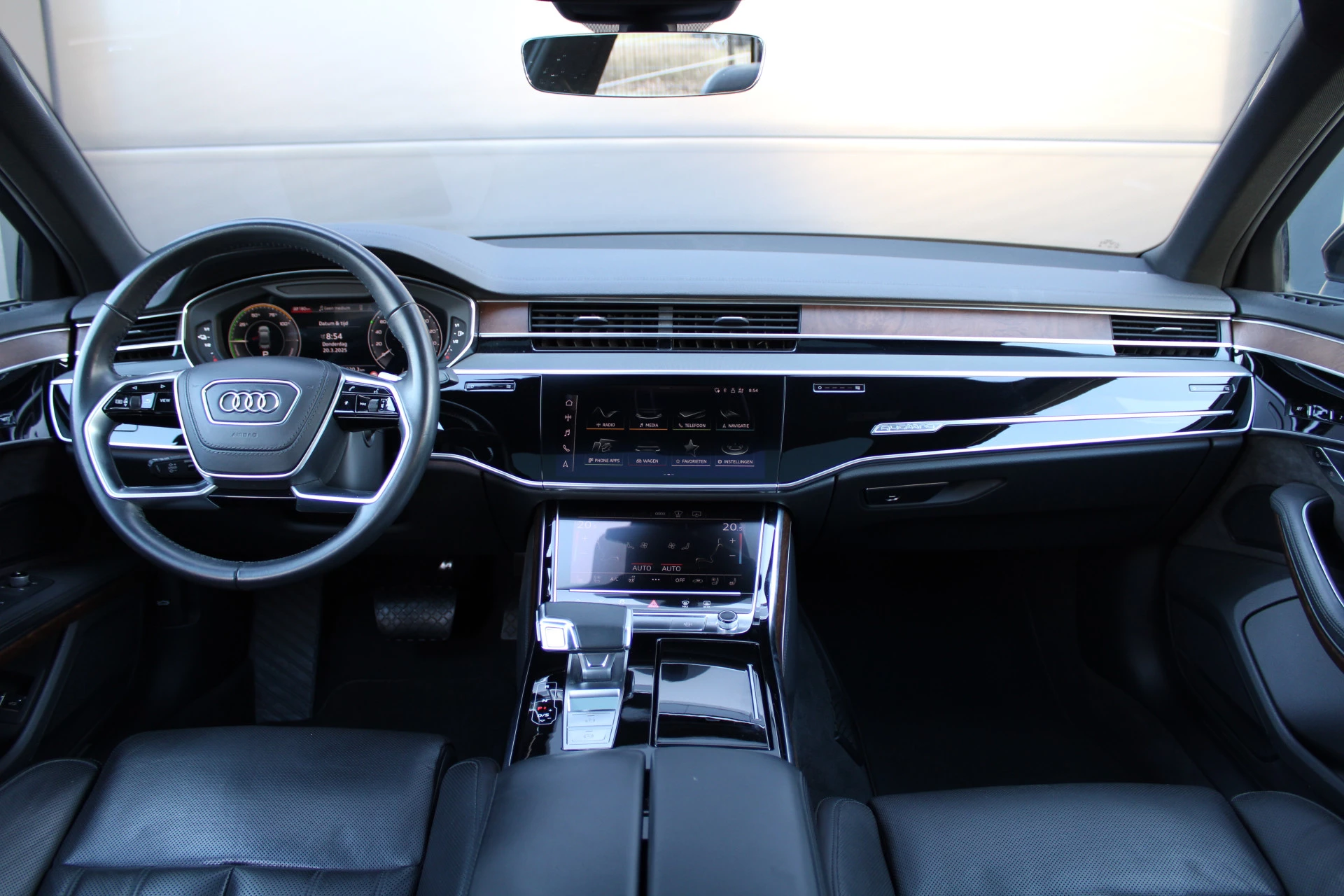 Hoofdafbeelding Audi A8