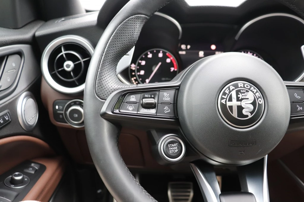 Hoofdafbeelding Alfa Romeo Stelvio