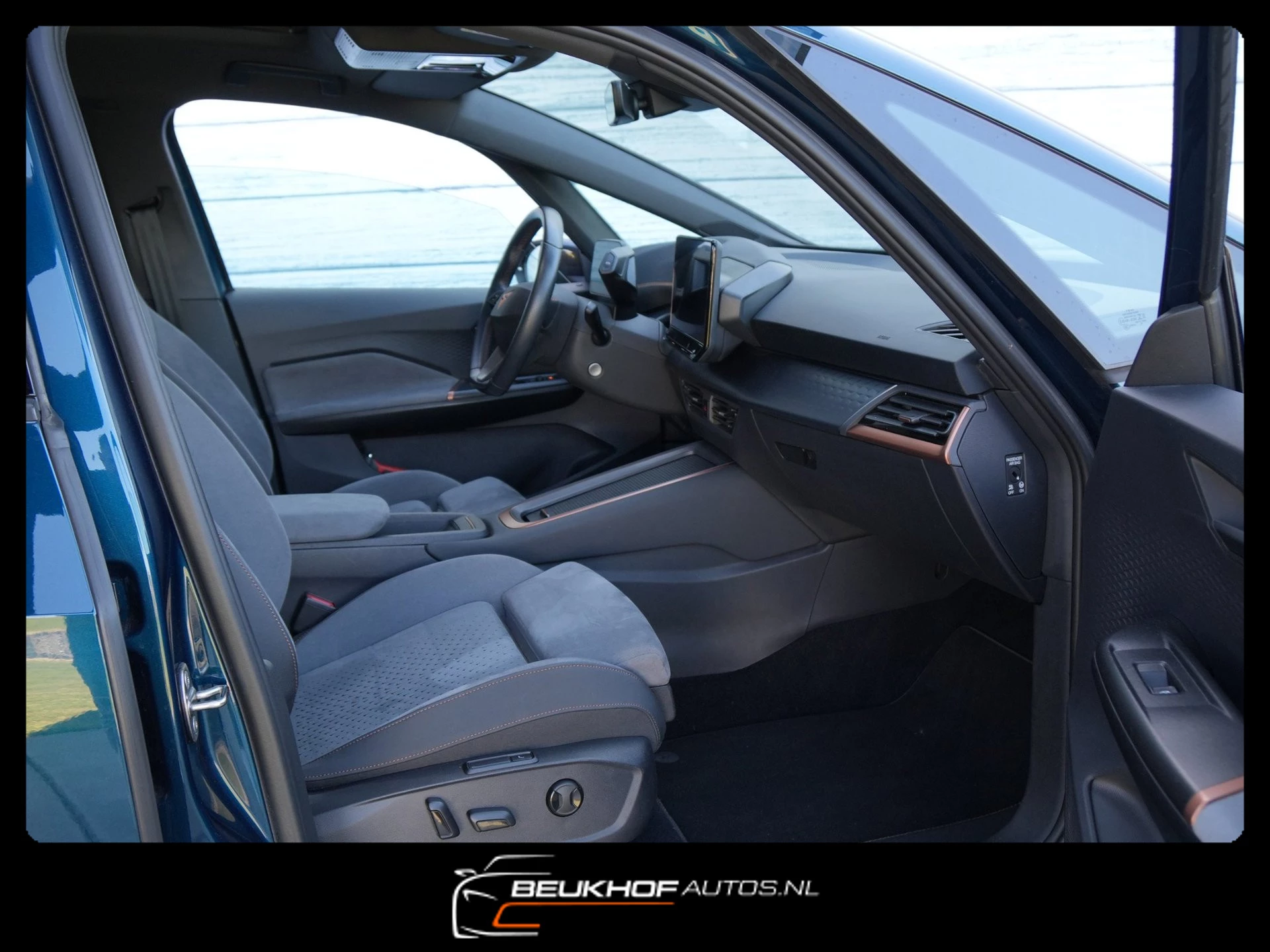 Hoofdafbeelding CUPRA Born