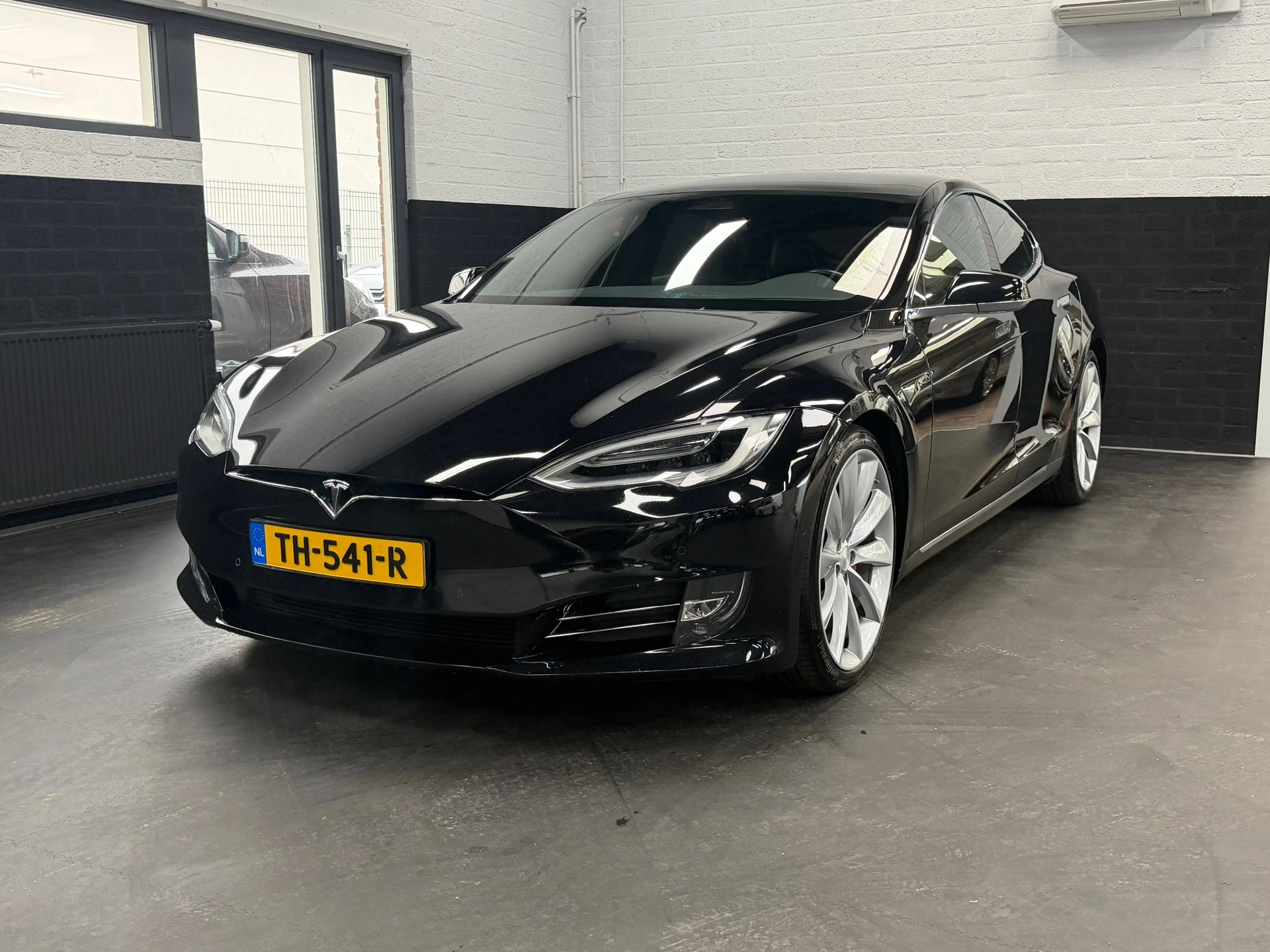 Hoofdafbeelding Tesla Model S