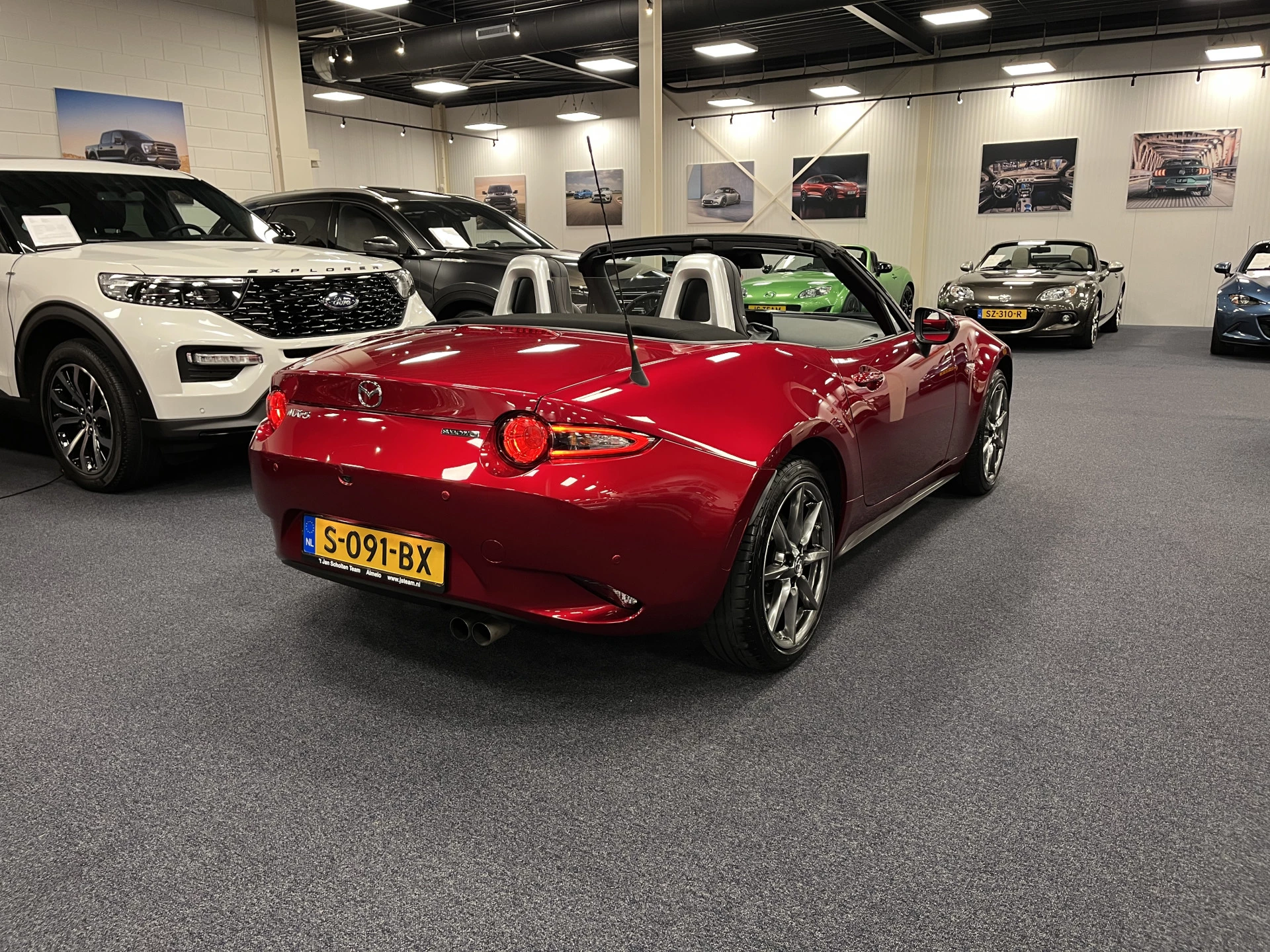 Hoofdafbeelding Mazda MX-5