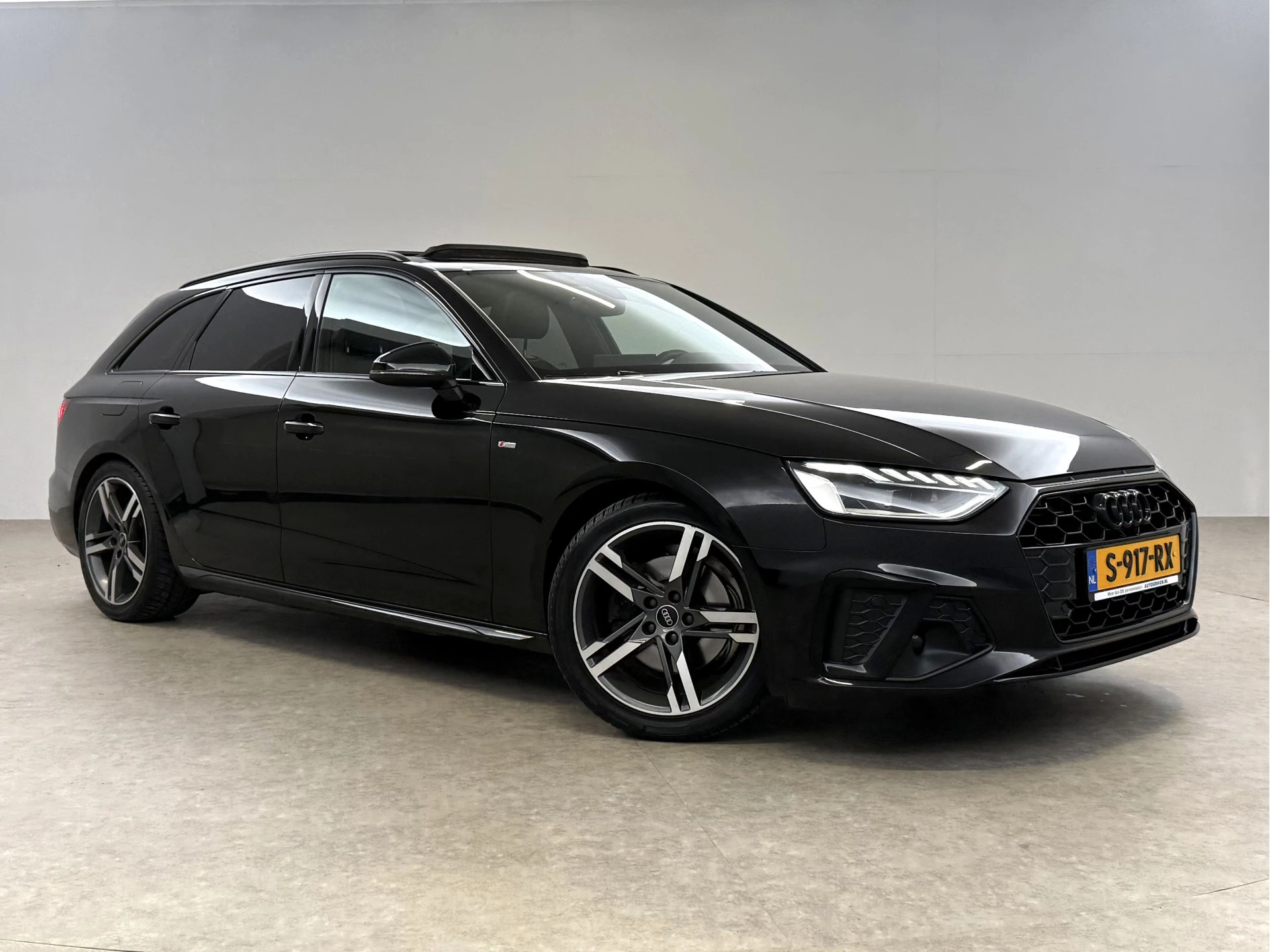 Hoofdafbeelding Audi A4