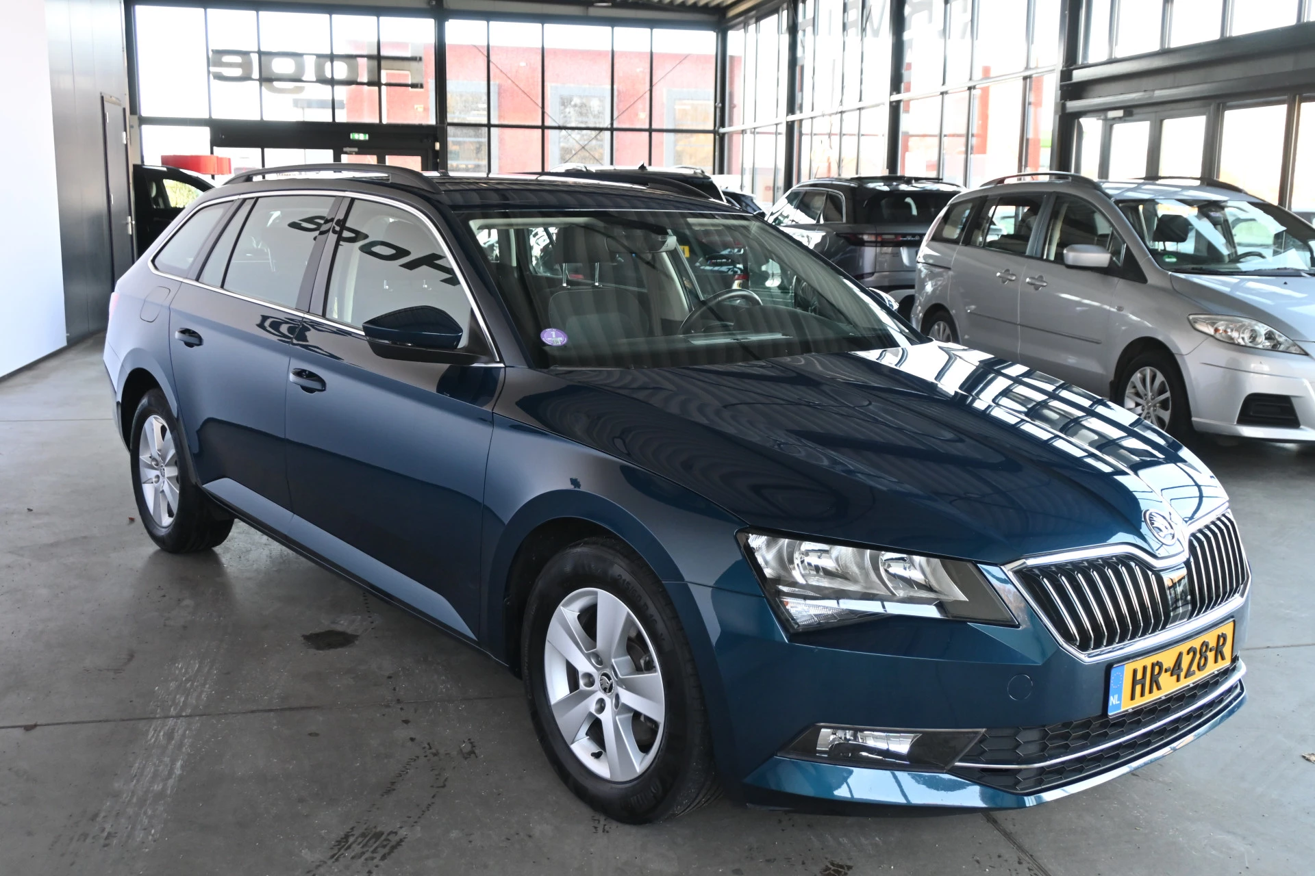 Hoofdafbeelding Škoda Superb