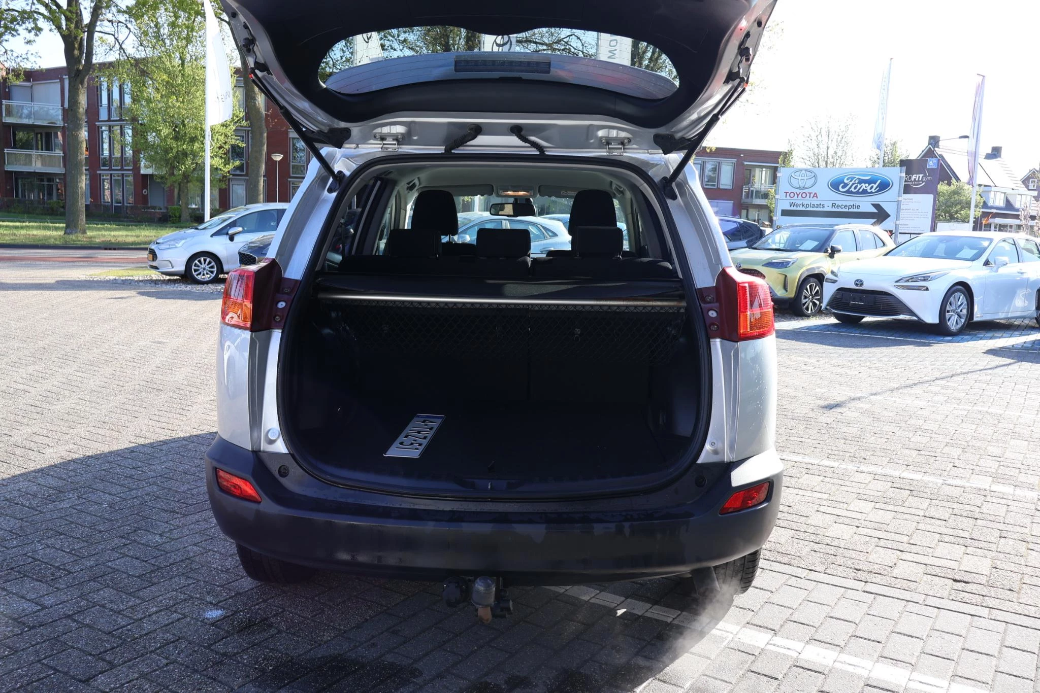 Hoofdafbeelding Toyota RAV4