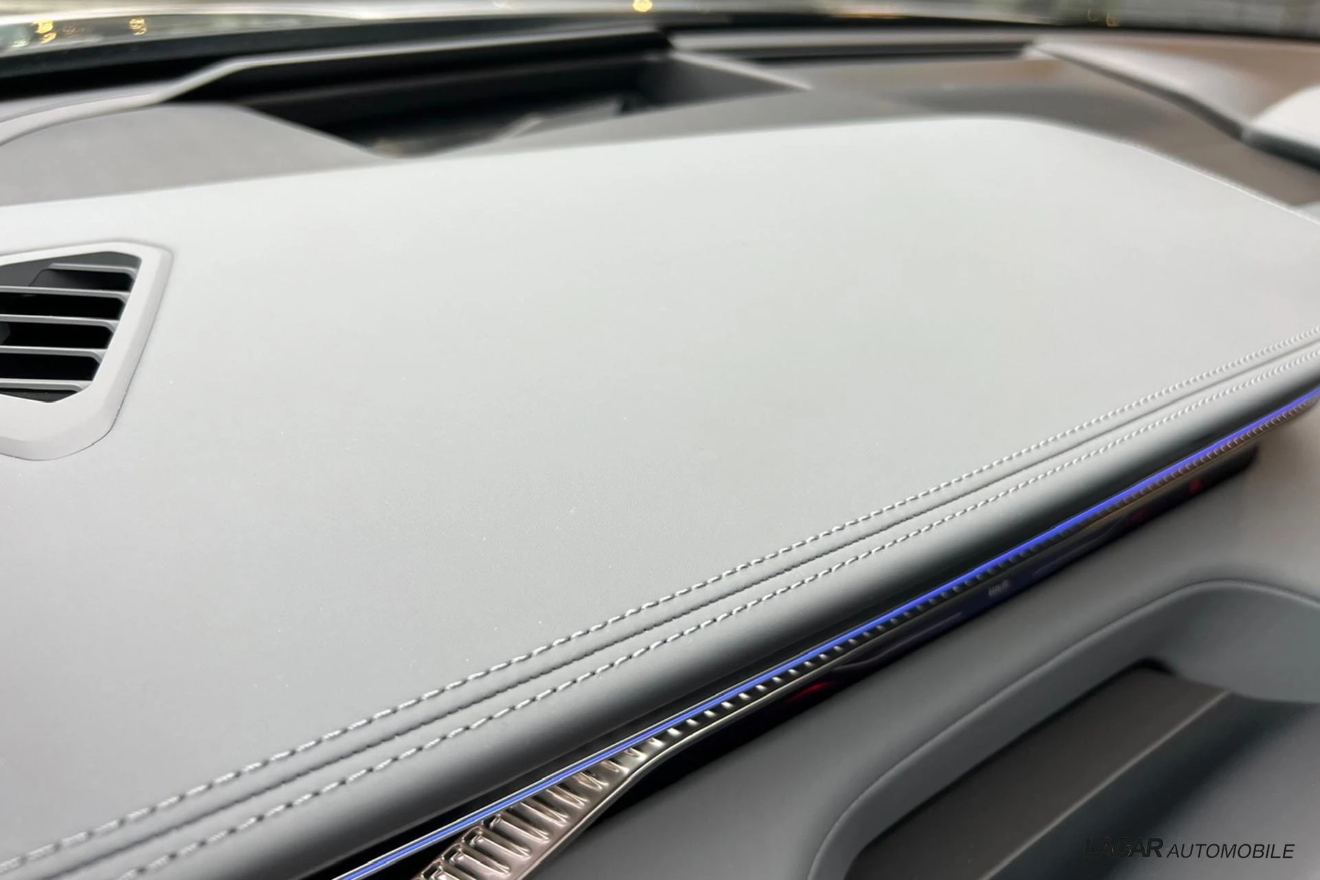 Hoofdafbeelding Lotus Eletre