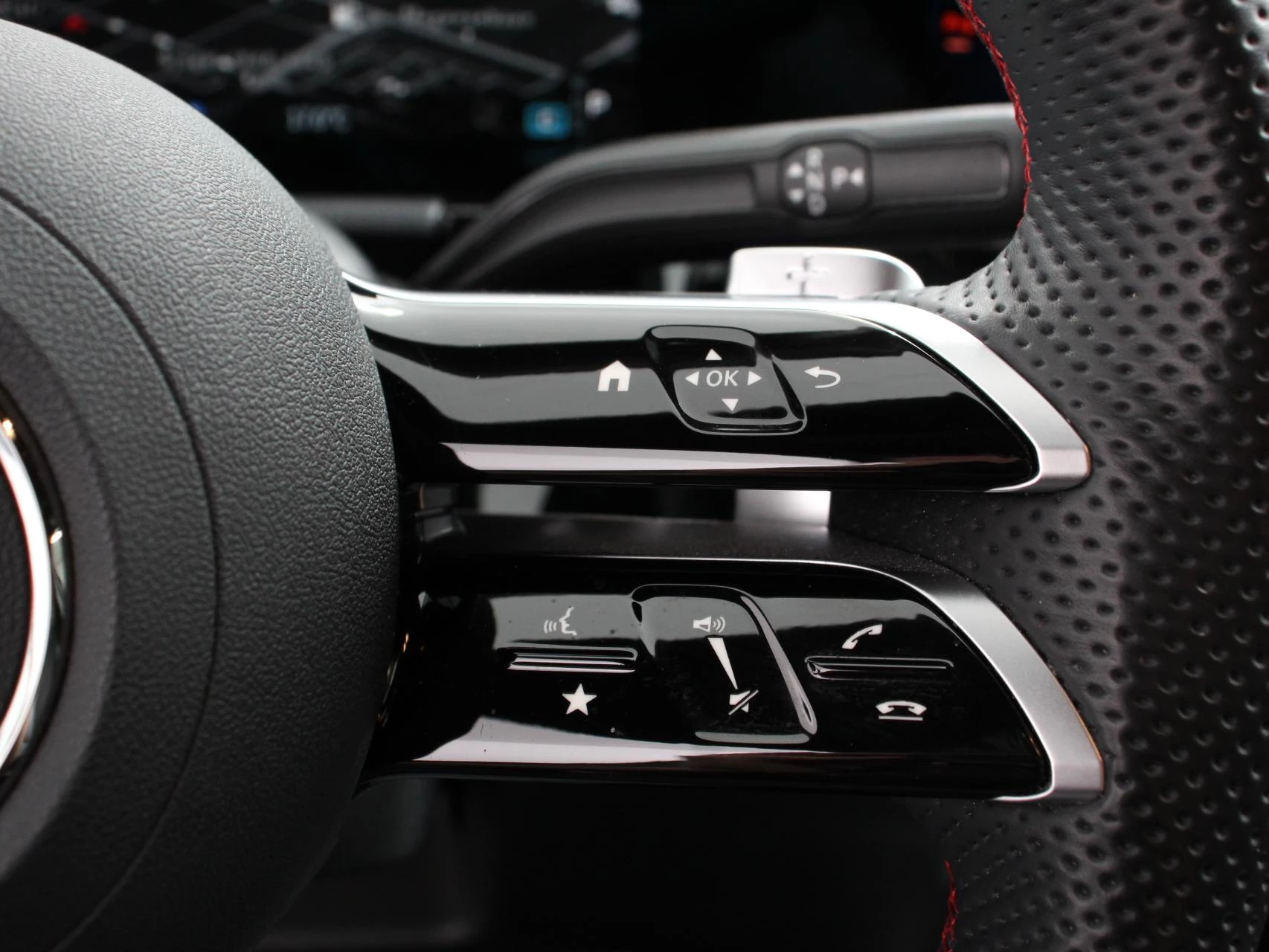 Hoofdafbeelding Mercedes-Benz EQA