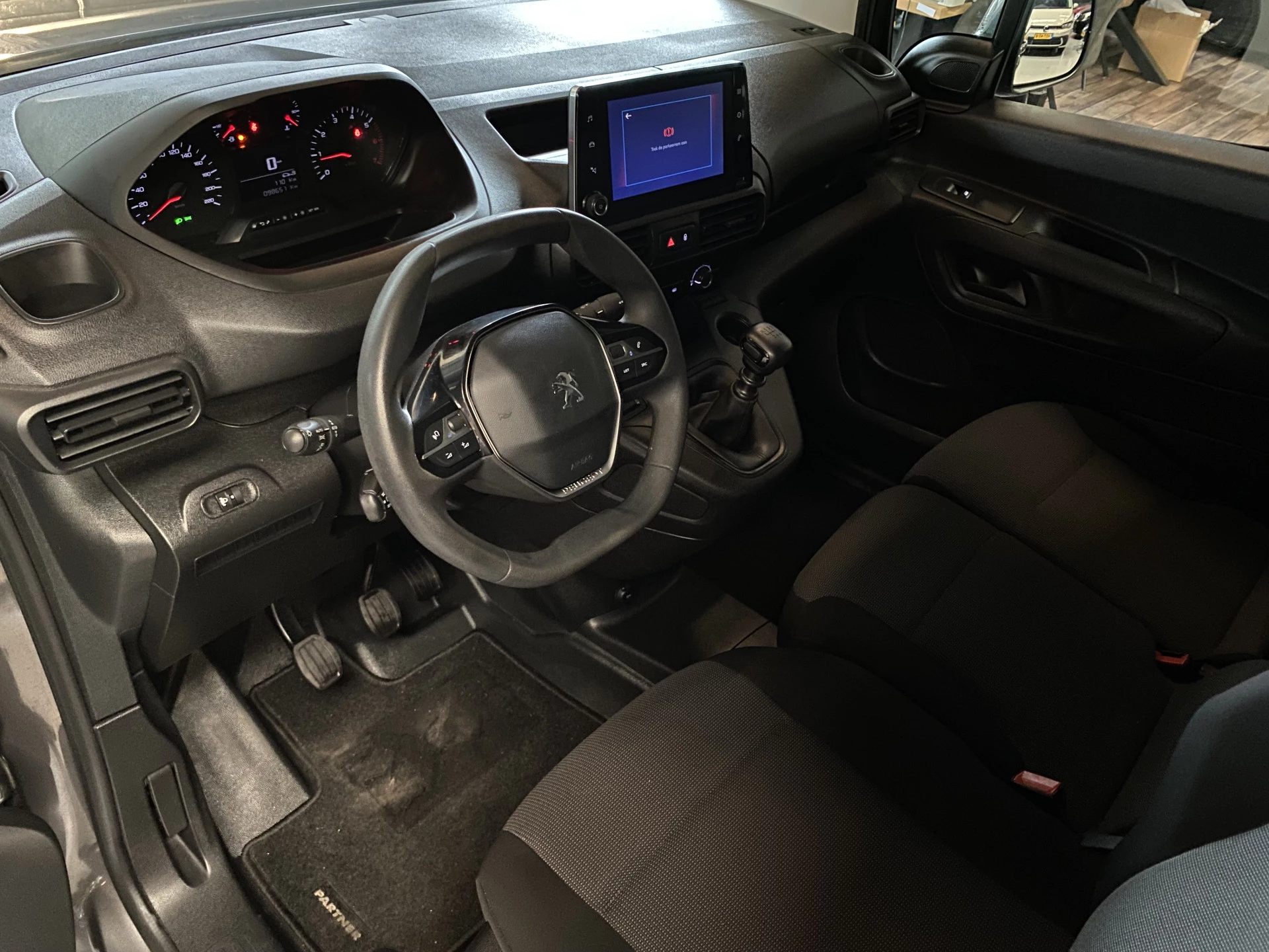 Hoofdafbeelding Peugeot Partner