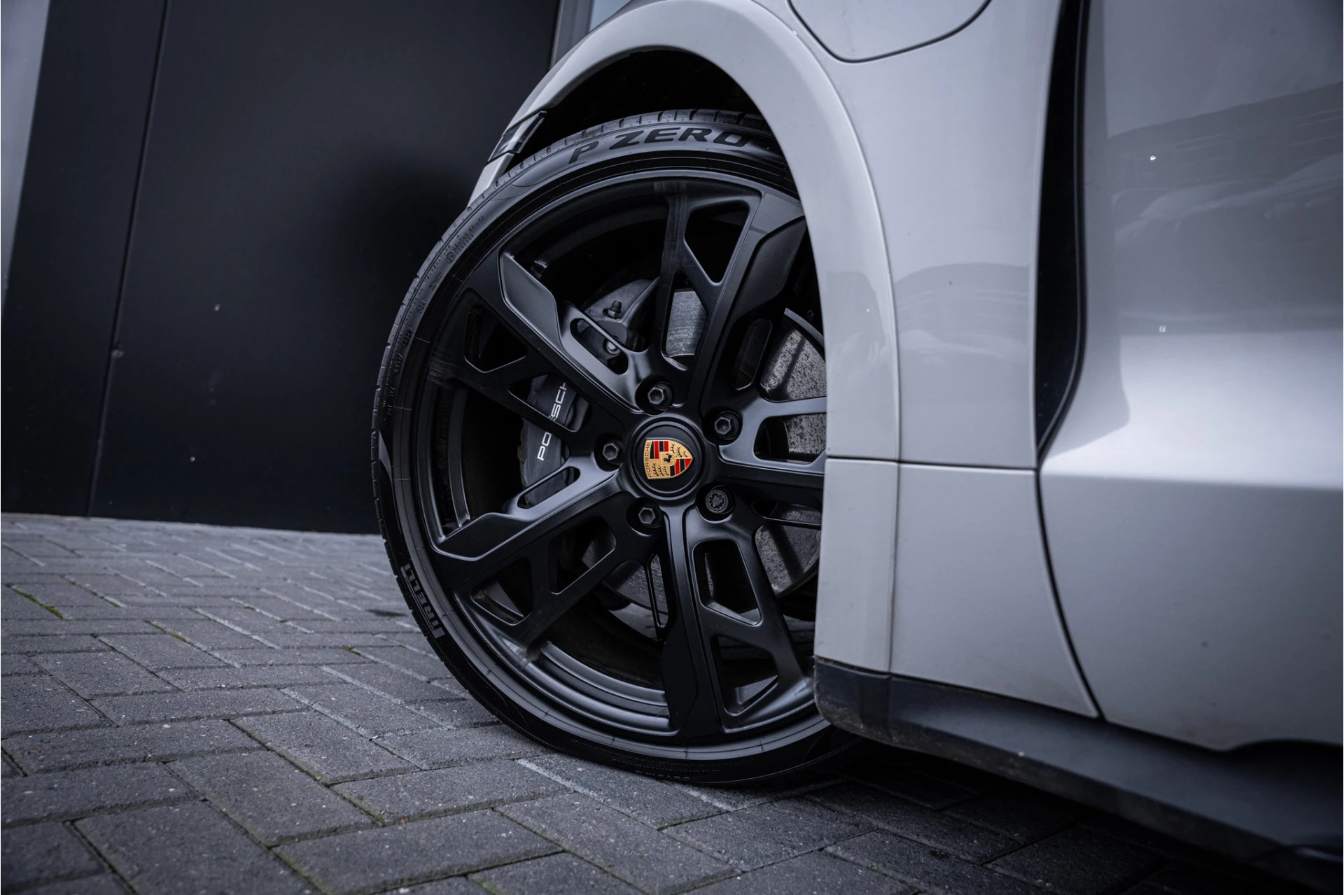 Hoofdafbeelding Porsche Taycan