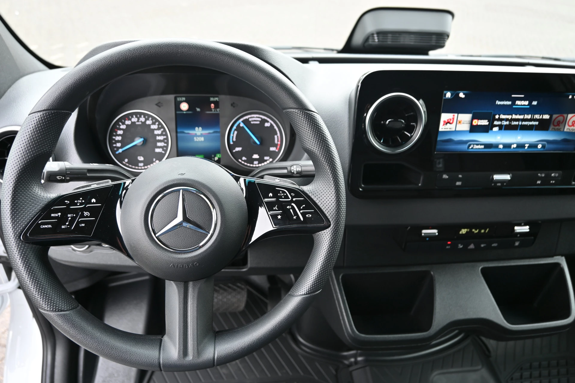 Hoofdafbeelding Mercedes-Benz eSprinter