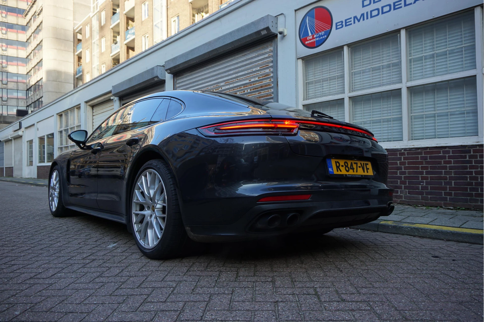 Hoofdafbeelding Porsche Panamera