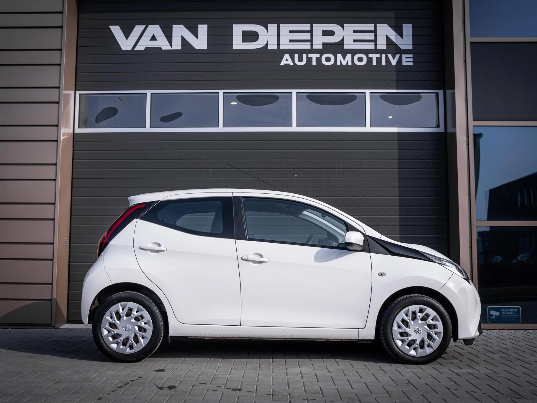 Hoofdafbeelding Toyota Aygo