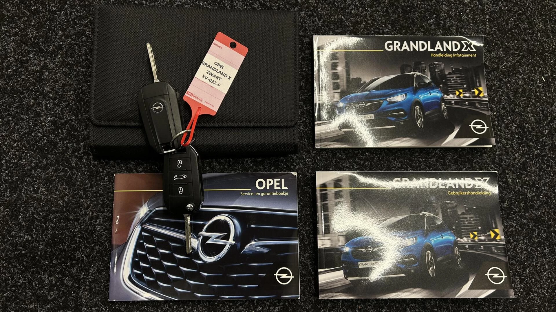 Hoofdafbeelding Opel Grandland X
