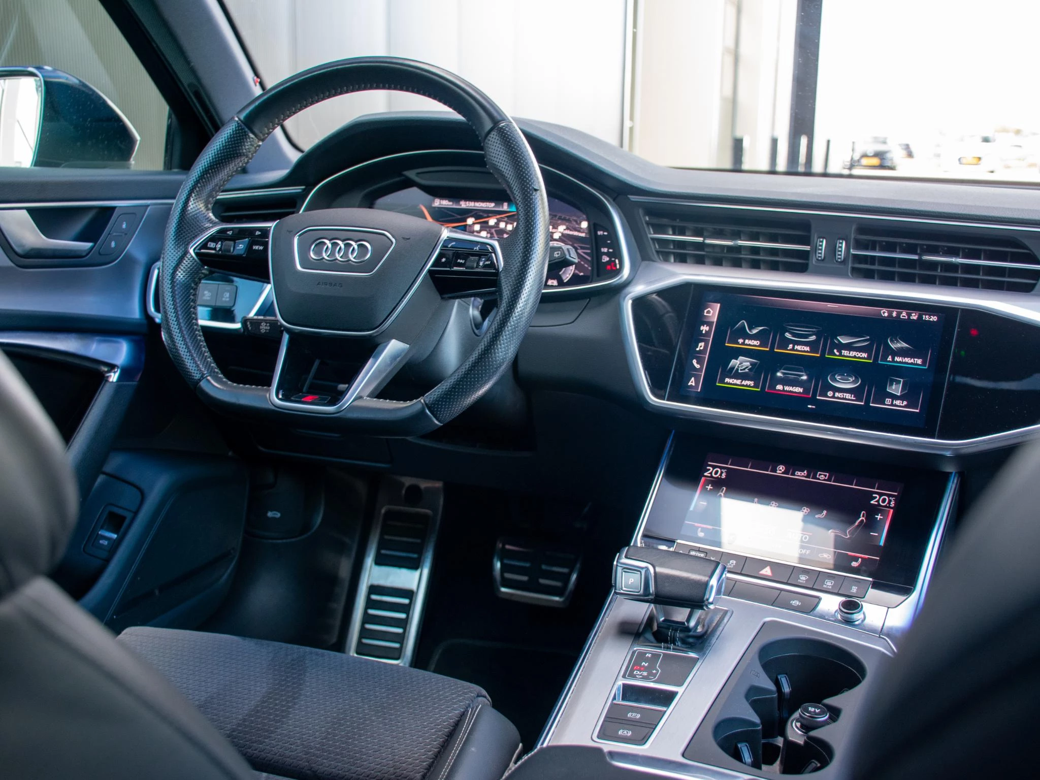 Hoofdafbeelding Audi A6
