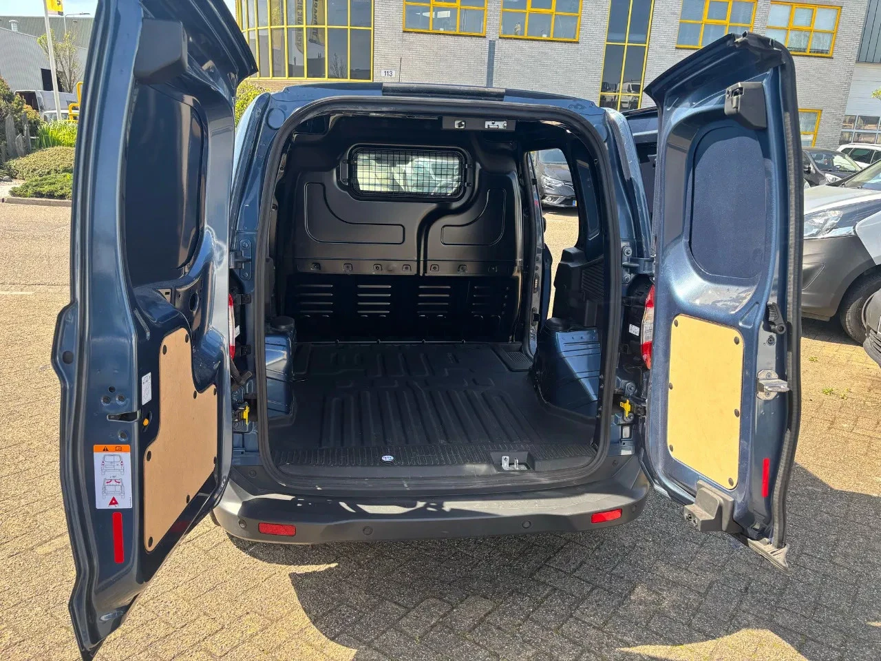 Hoofdafbeelding Ford Transit Courier