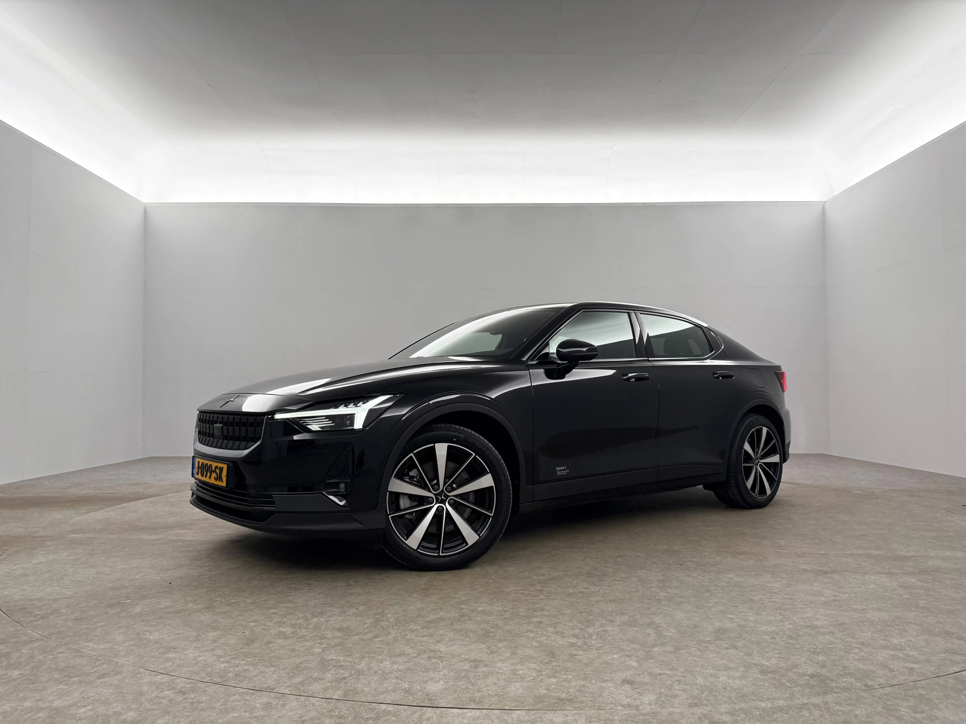 Hoofdafbeelding Polestar 2