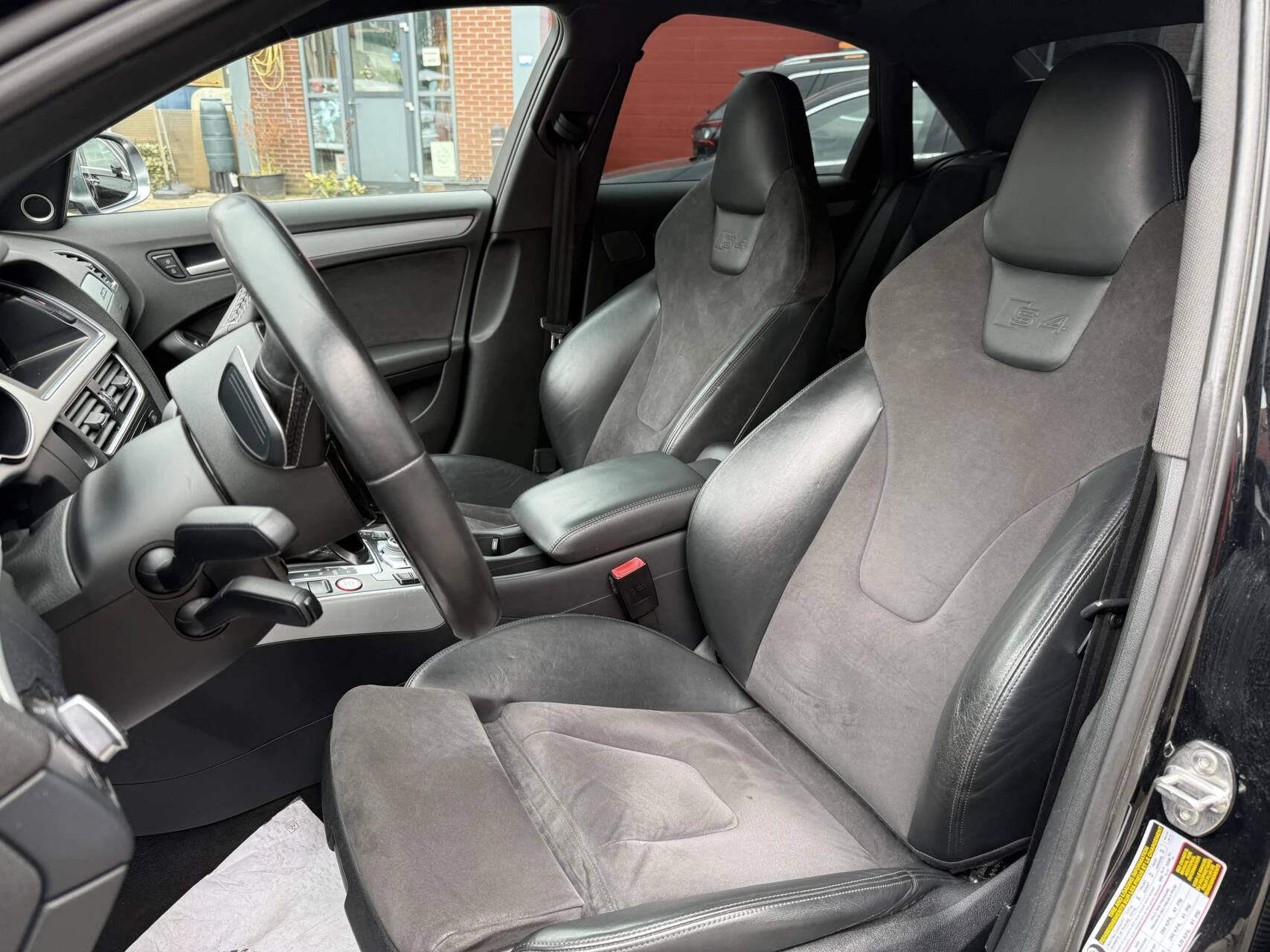 Hoofdafbeelding Audi S4