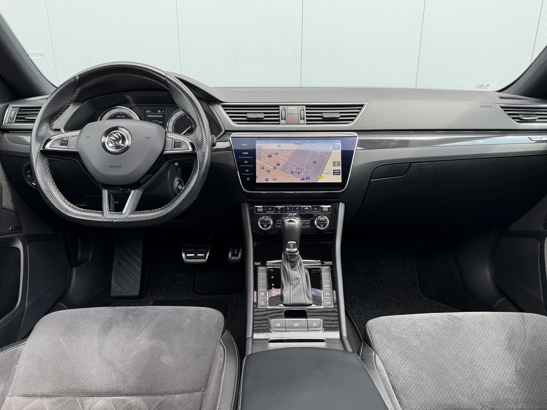 Hoofdafbeelding Škoda Superb