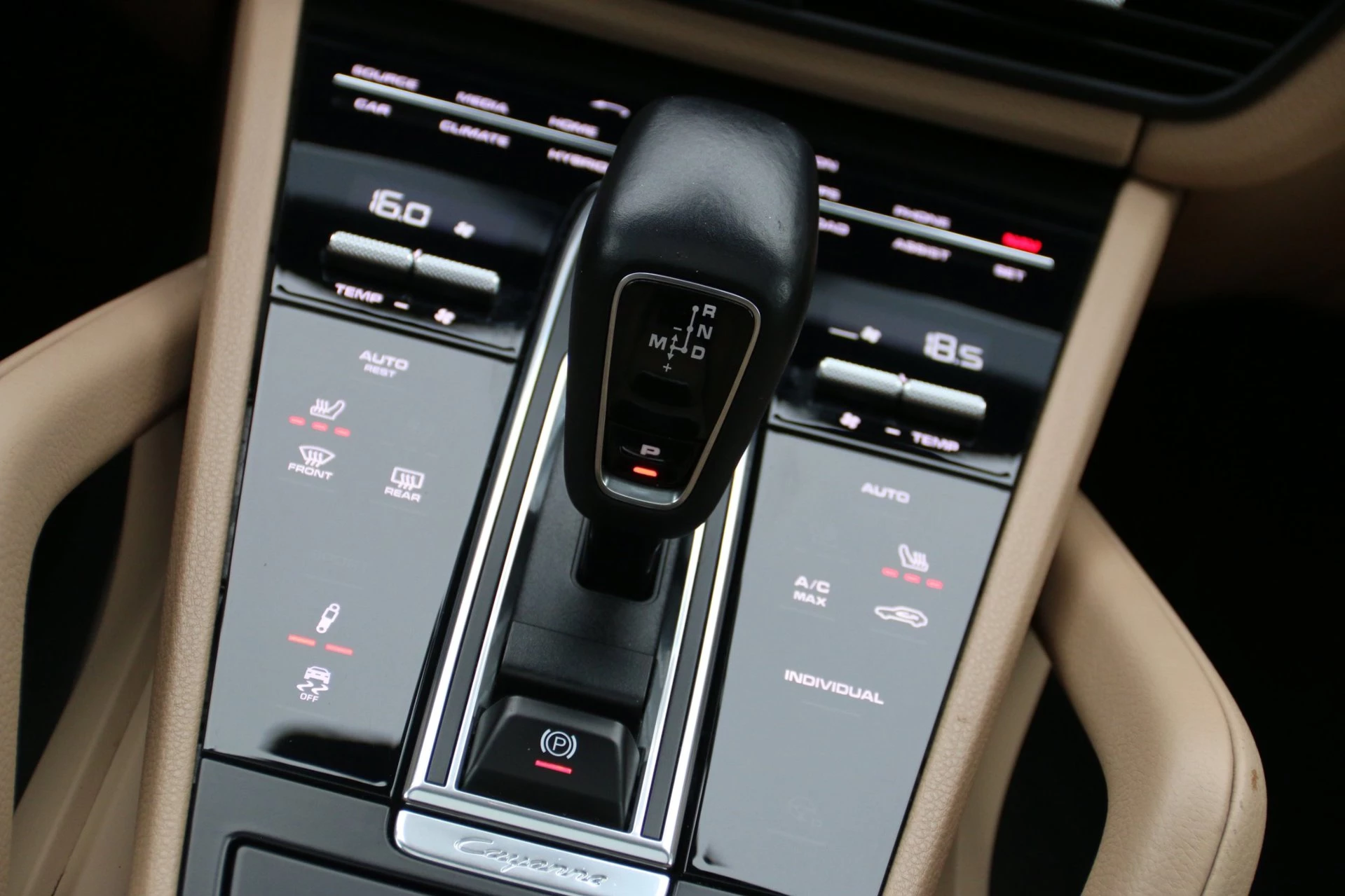 Hoofdafbeelding Porsche Cayenne