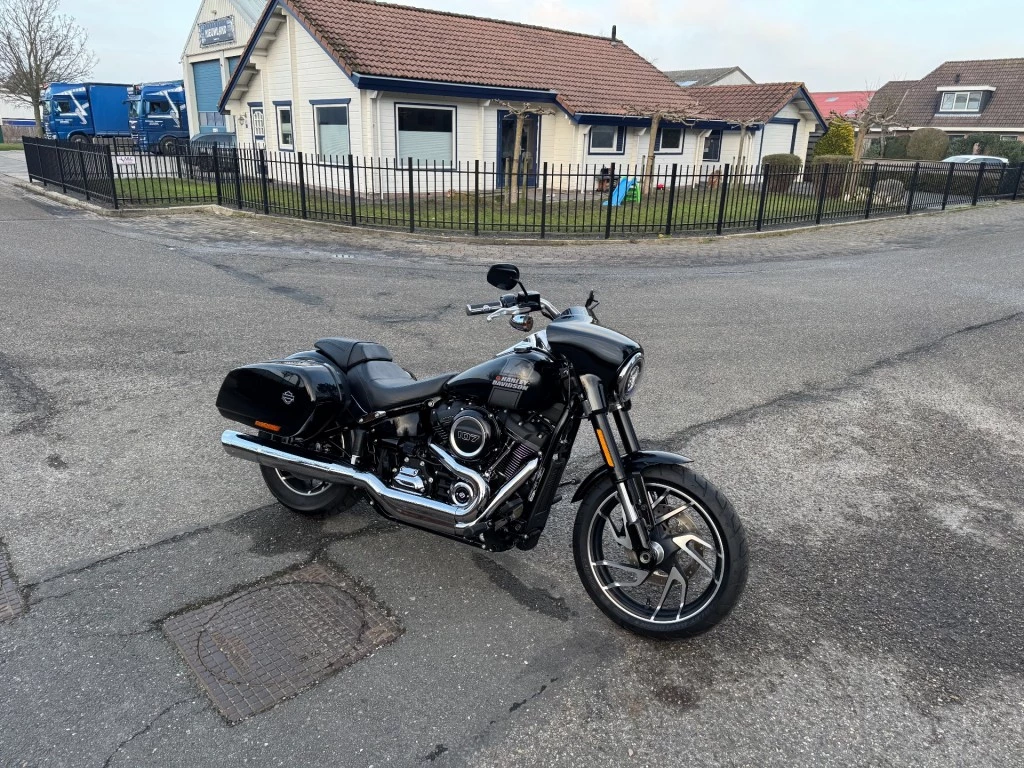 Hoofdafbeelding Harley-Davidson Sport Glide