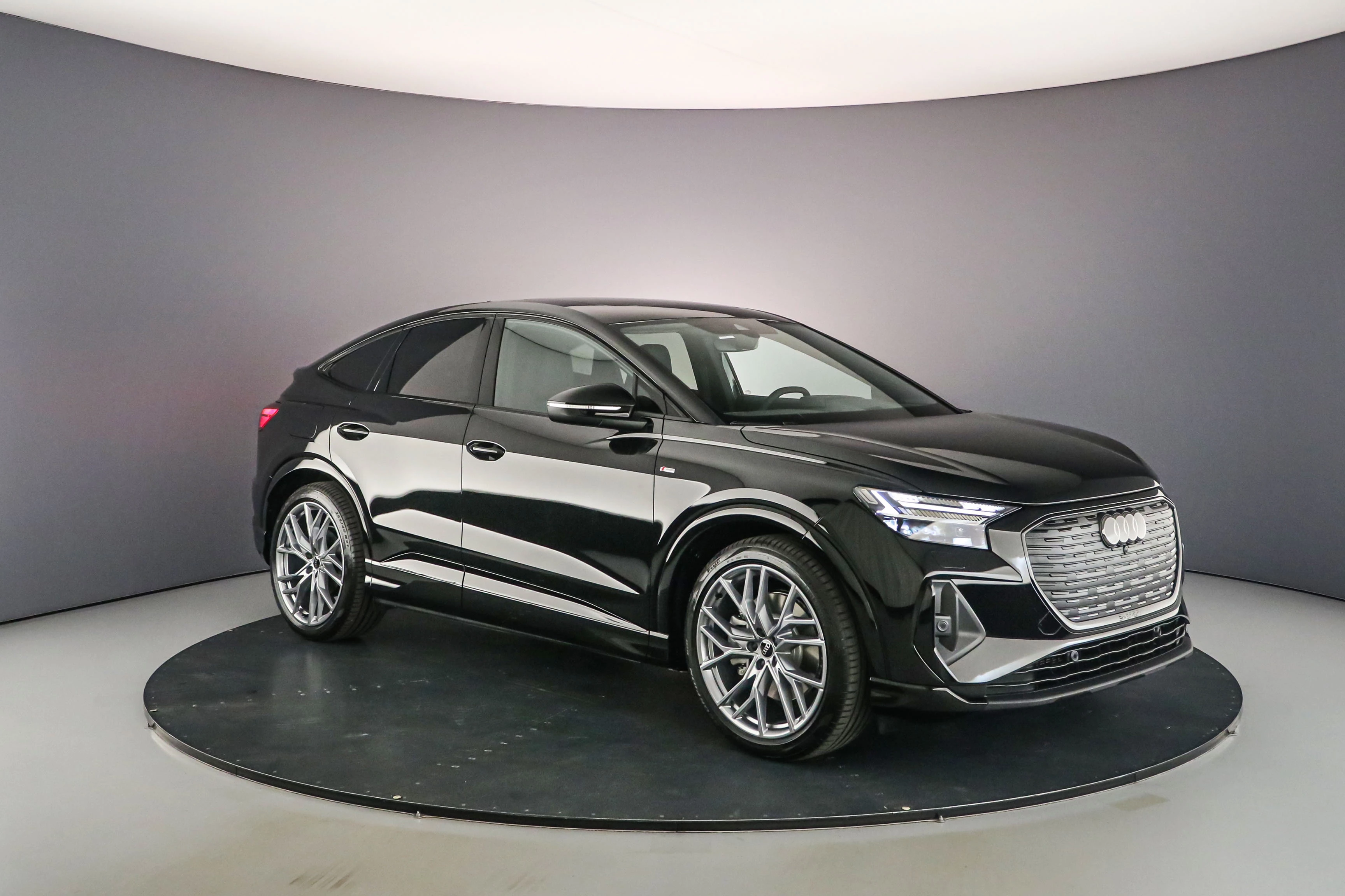 Hoofdafbeelding Audi Q4 e-tron