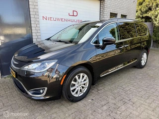 Hoofdafbeelding Chrysler Pacifica Chrysler Pacifica 3.6 V6, 7 pers, leder, navi, 119.394km!