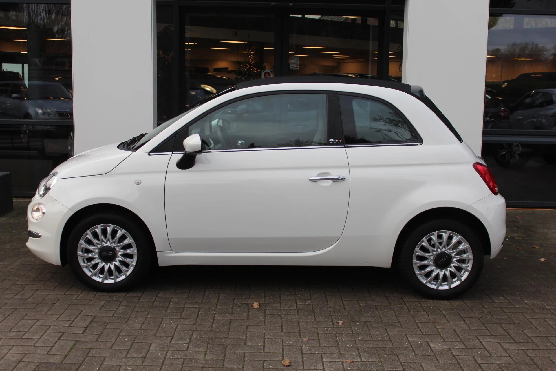 Hoofdafbeelding Fiat 500C