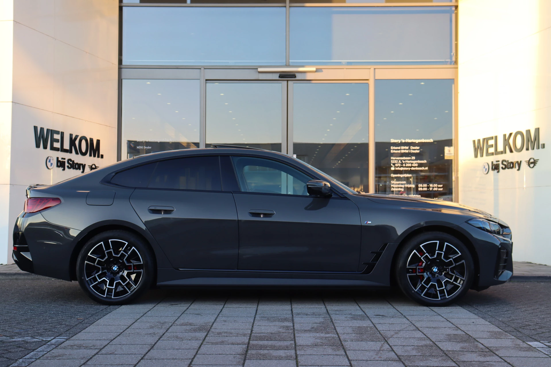 Hoofdafbeelding BMW i4