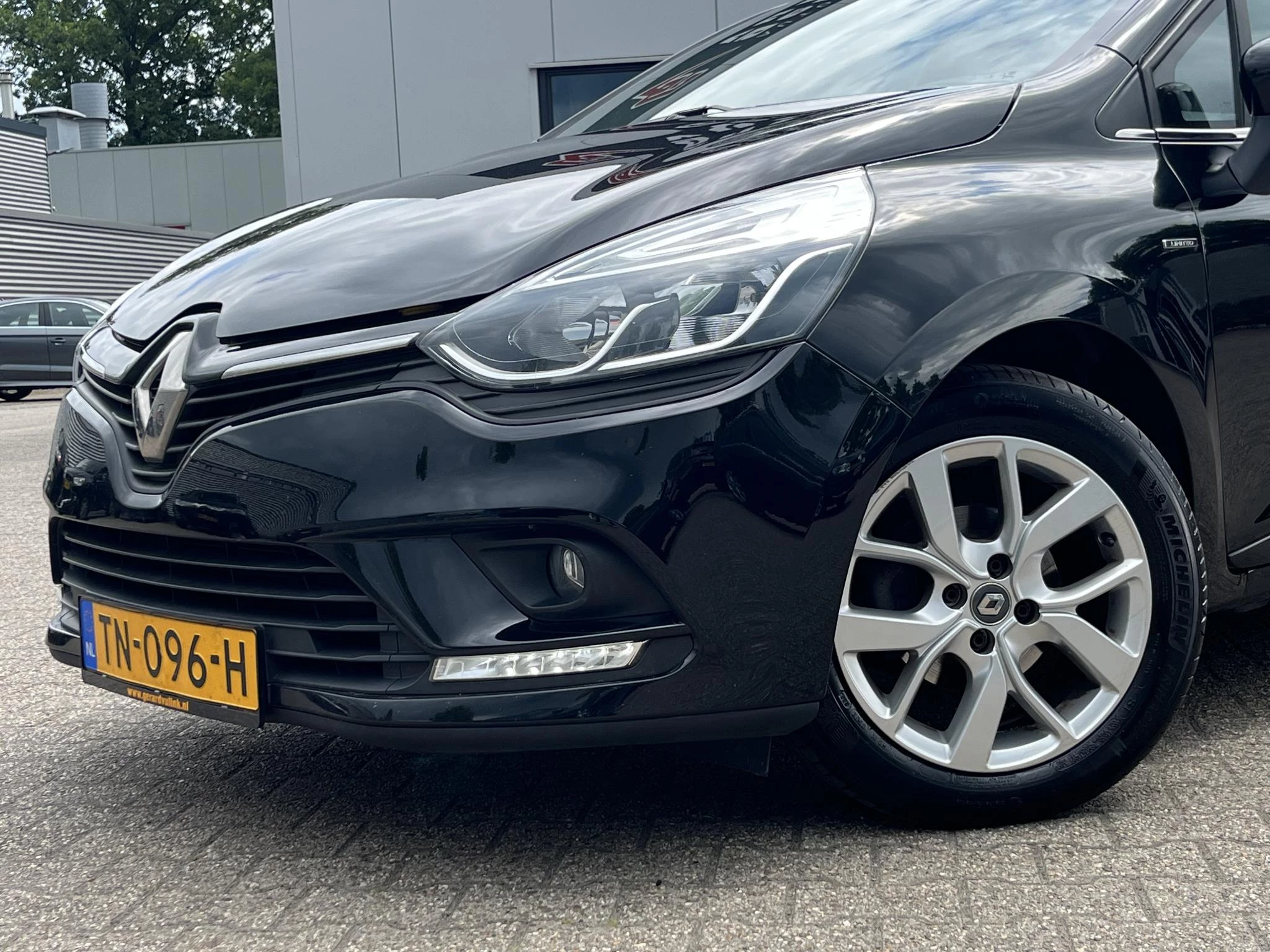 Hoofdafbeelding Renault Clio