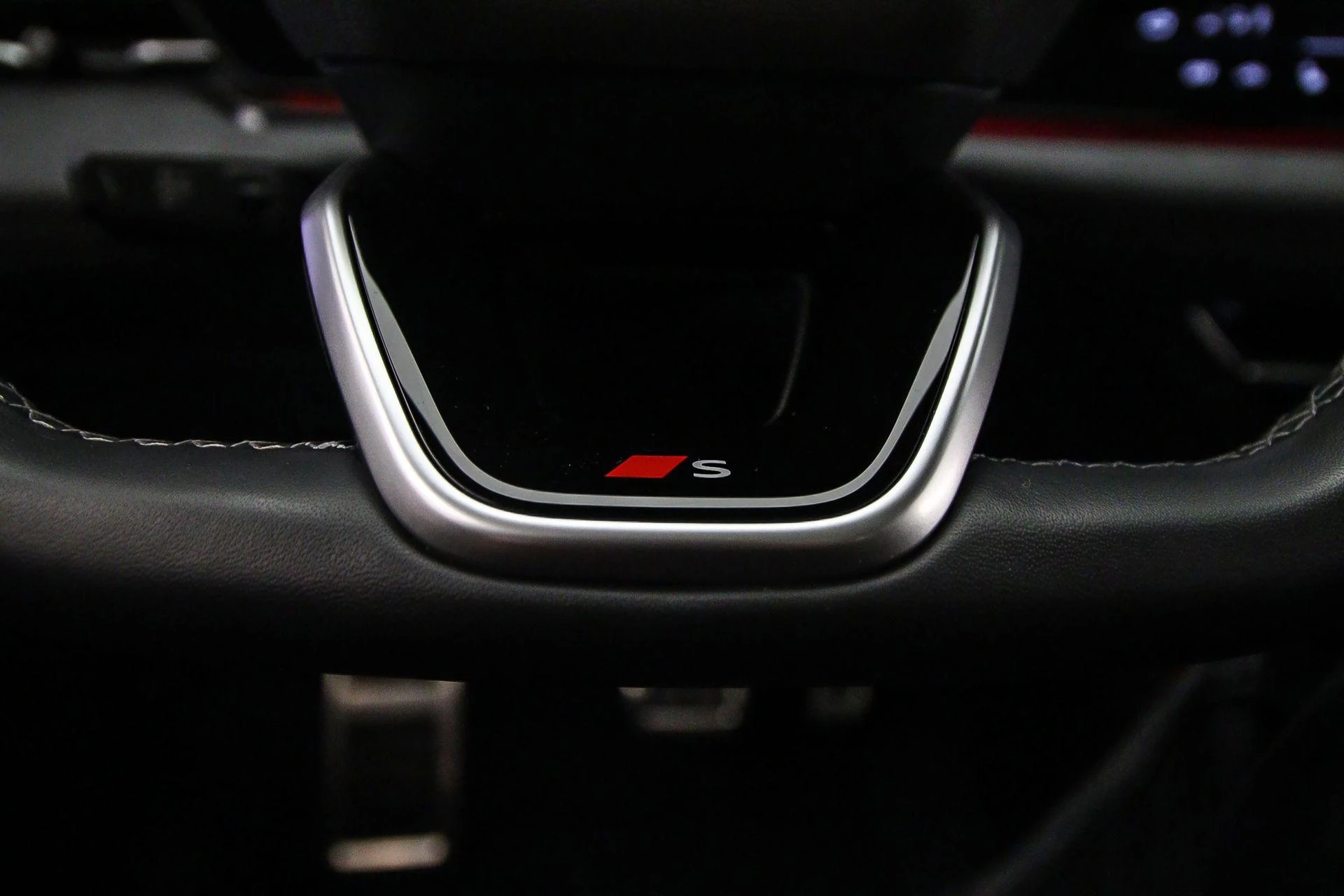 Hoofdafbeelding Audi A6 Avant e-tron