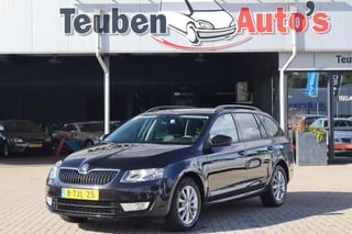 Skoda Octavia Combi 1.2 TSI Greentech Ambition Businessline Climate control, Navigatie, Trekhaak, Cruise control