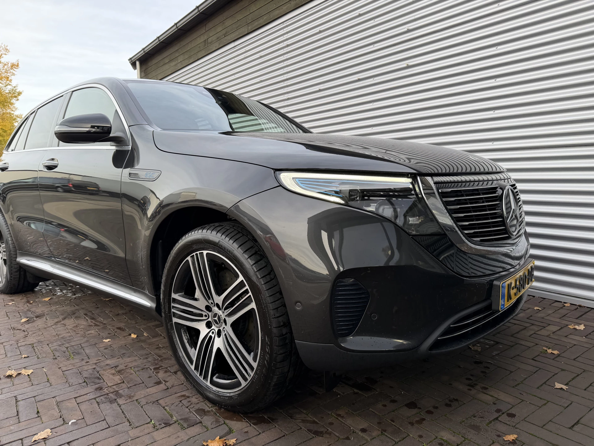 Hoofdafbeelding Mercedes-Benz EQC