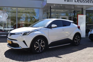 Toyota C-HR 1.8 Hybrid STYLE ULTIMATE AFN.TREKHAAK DODEHOEK DETECTIE SENSOREN V+A STOELVERW. KEYLESS AD-CRUISE LED
