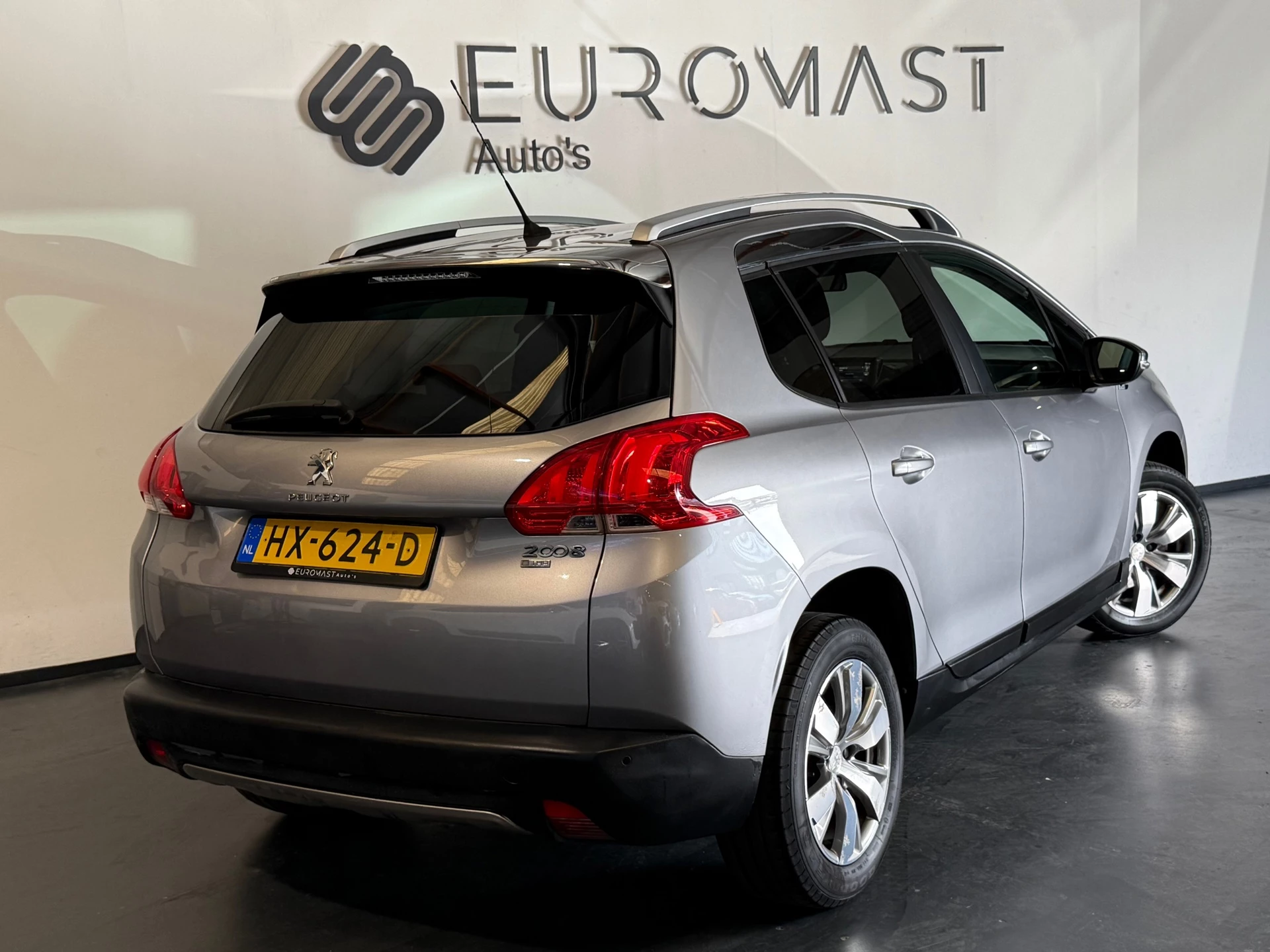 Hoofdafbeelding Peugeot 2008